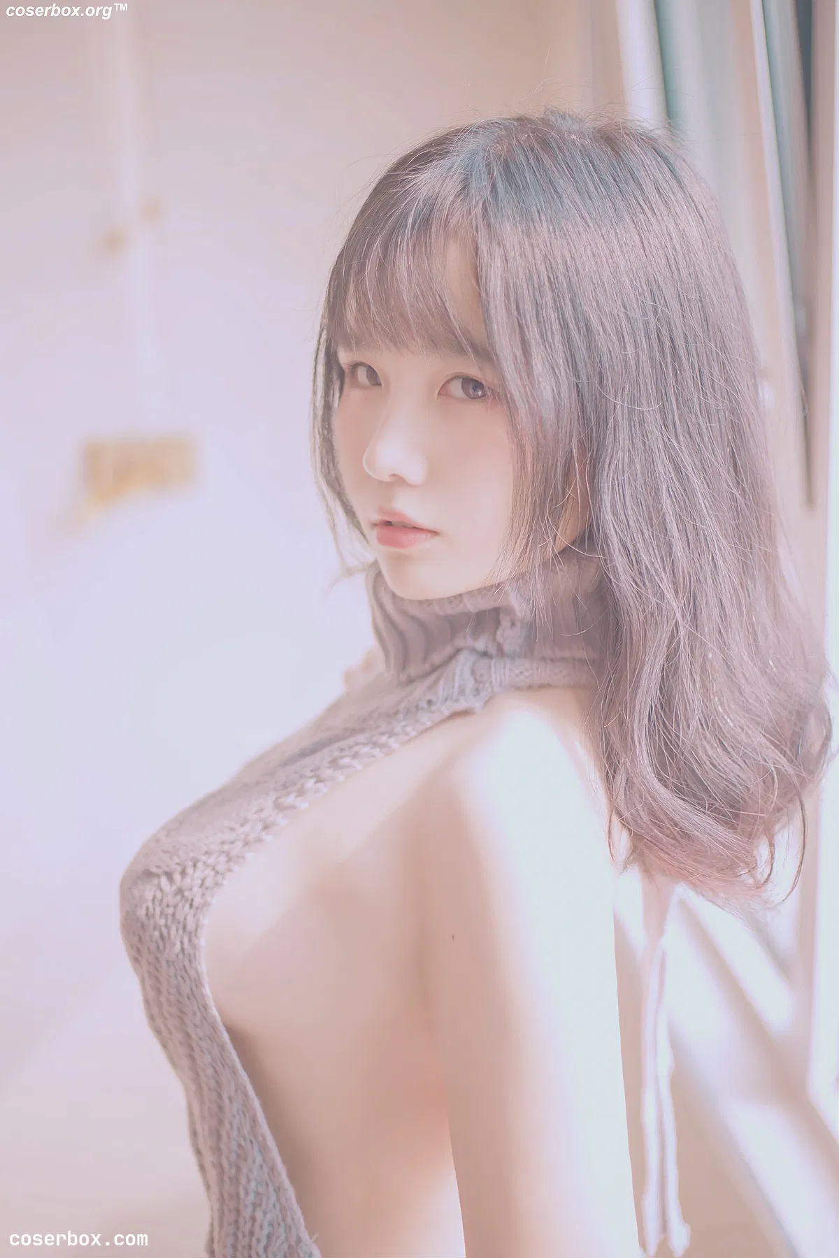 阿半今天很开心 NO.001 露背毛衣 - 1