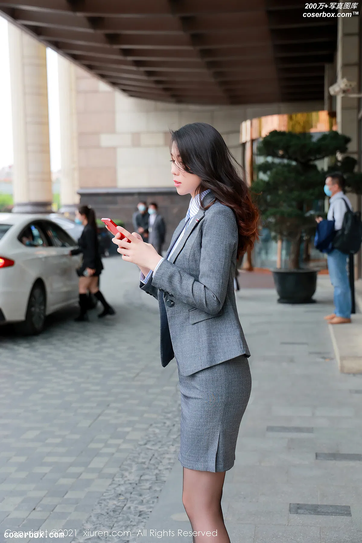 [Xiuren秀人网]2021.07.05 NO.3621 李雅柔182CM[58+1P／621MB] - 2