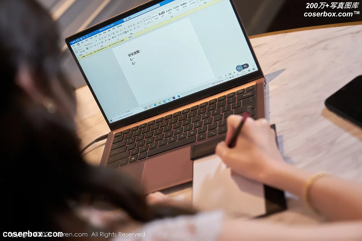 [Xiuren秀人网]2021.09.24 NO.3992 周于希Sandy[80+1P／804MB] - 2