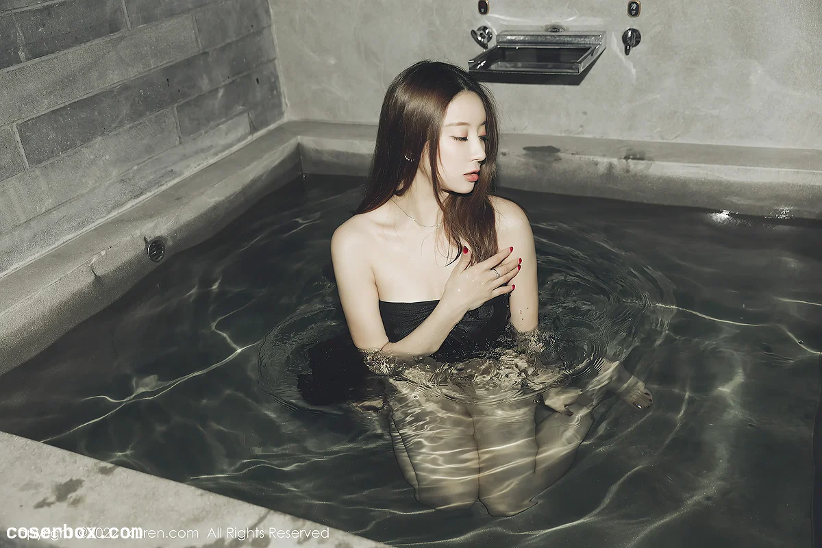 [XiuRen秀人网] 2022.06.01 No.5091 曉慧 三亚旅拍[56P561MB] - 2