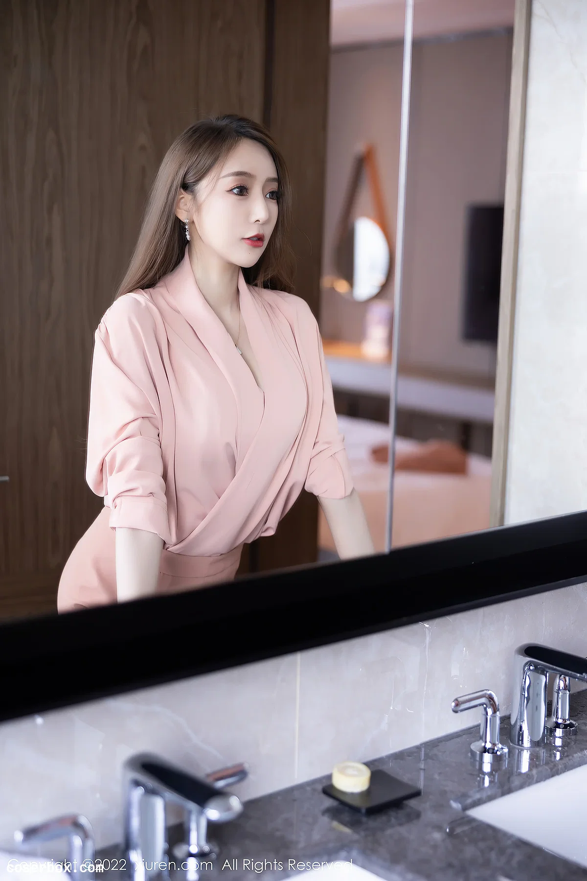 [XiuRen秀人网] 2022.07.11 No.5257 王馨瑶yanni 丝袜美腿[87P732MB] - 1