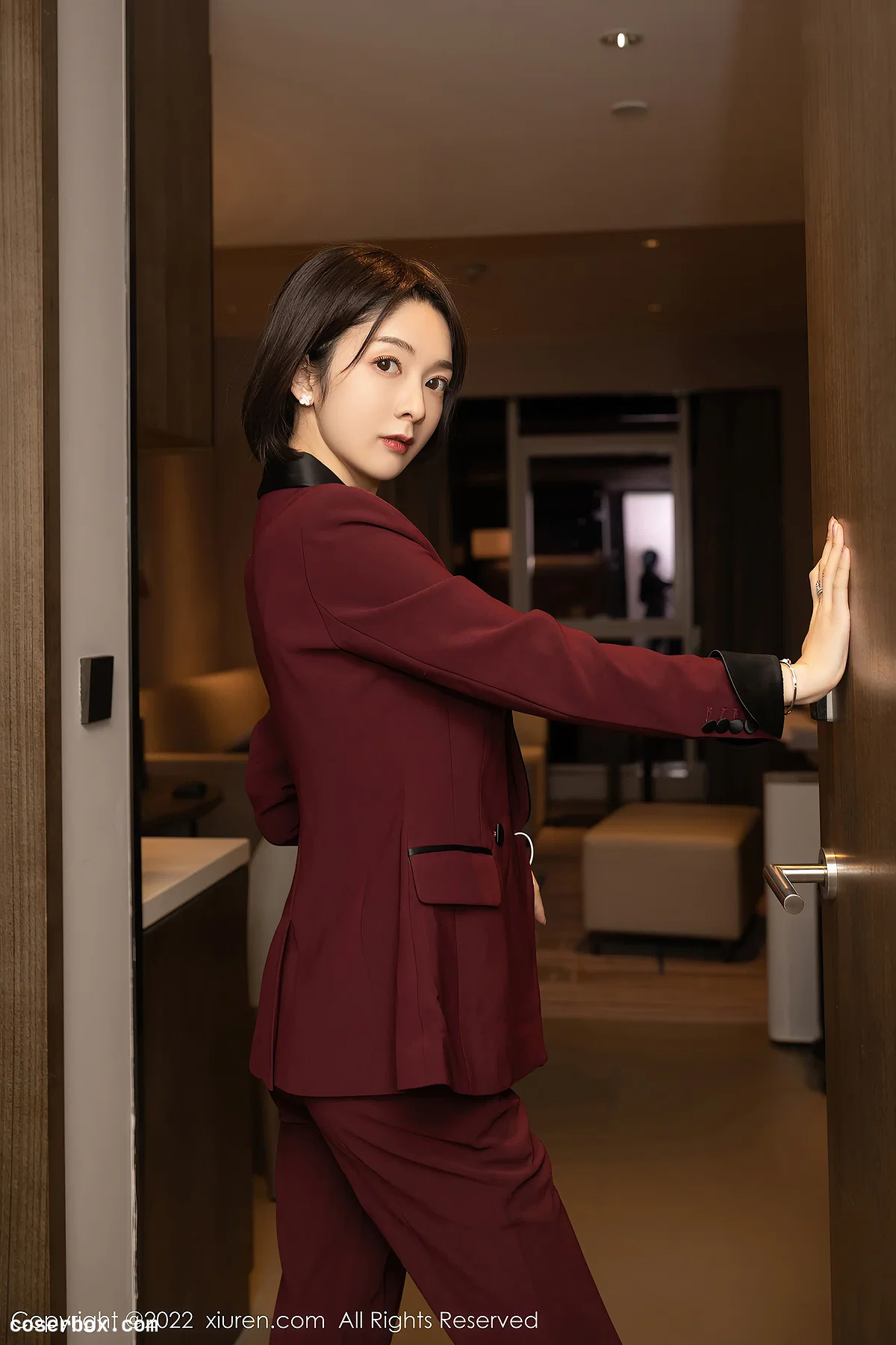 [XiuRen秀人网] 2022.06.07 No.5111 Angela00 OL美腿[73P704MB] - 1