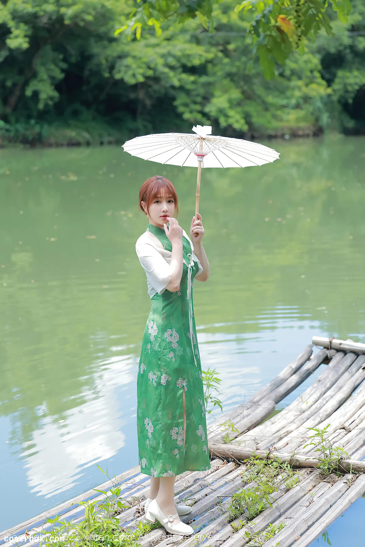 [XiuRen秀人网] 2022.07.14 No.5276 养乐多DoDo 湖景旗袍[52P487MB] - 1