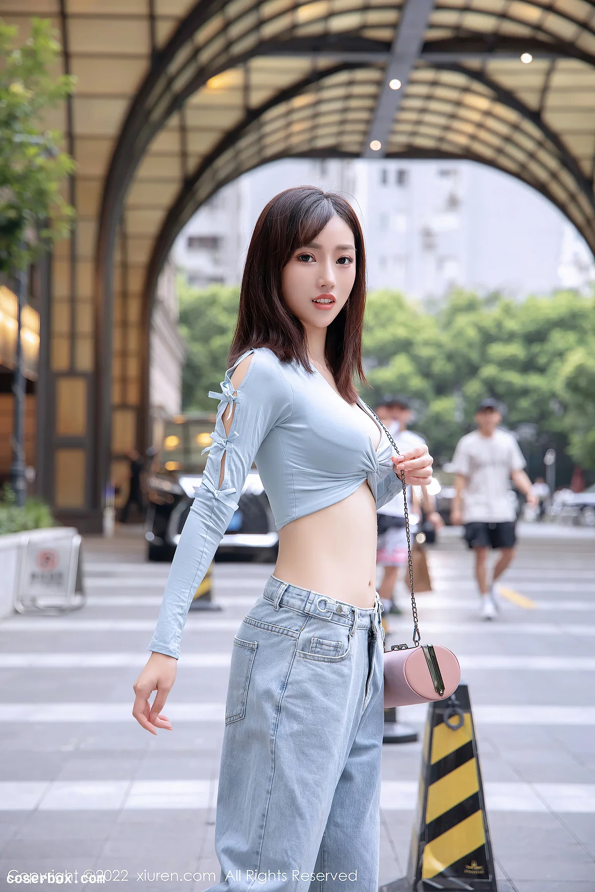 [XiuRen秀人网] 2022.06.02 No.5097 西门小玉 牛仔裤美腿[68P650MB] - 1