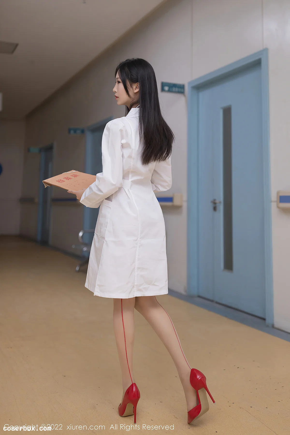 [XiuRen秀人网] 2022.07.13 No.5267 利世 护士服美腿[75P619MB] - 1
