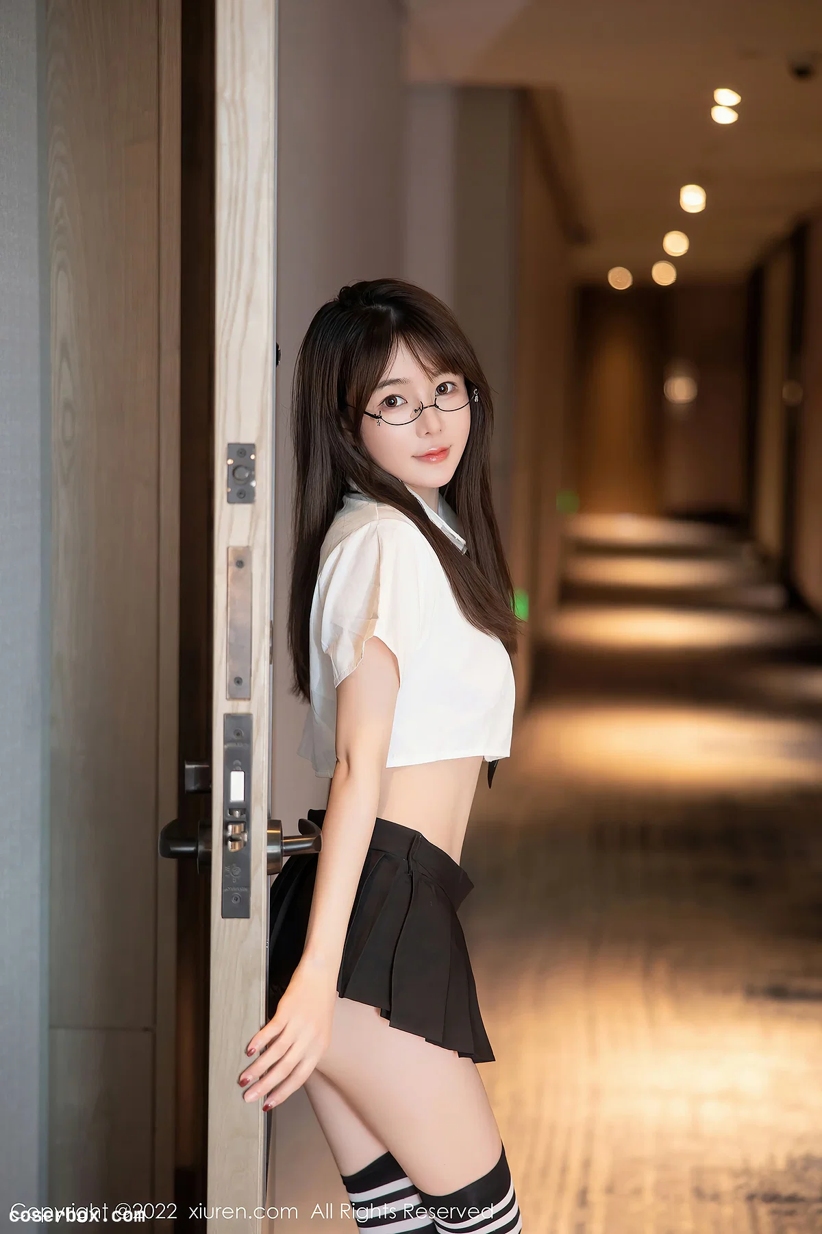 [XiuRen秀人网] 2022.08.01 No.5365 婠婠么 丝袜美腿[99P885MB] - 2