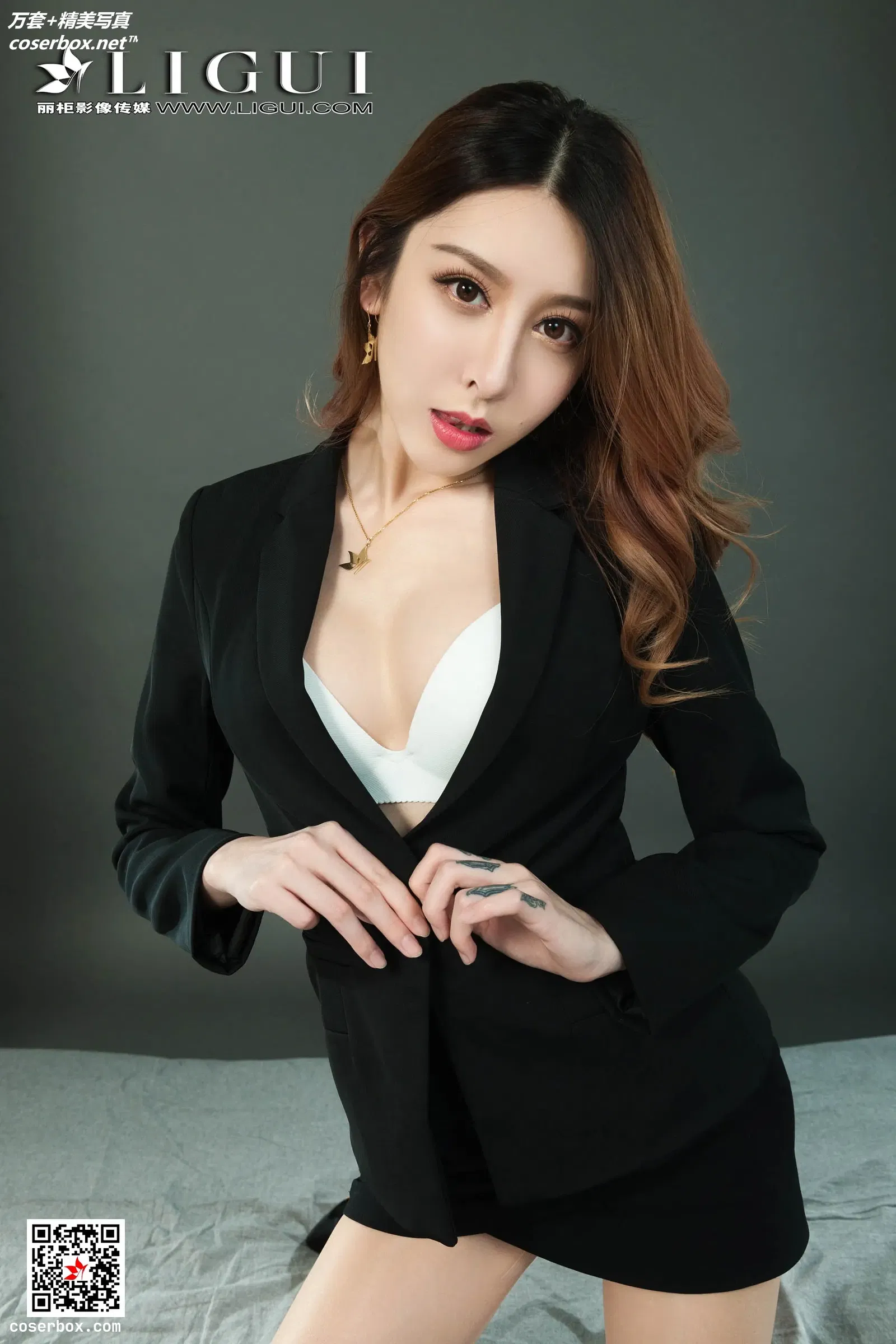 [Ligui丽柜] 2020.09.18 NO.732《紧缚玉体》兔子 [74P165MB]