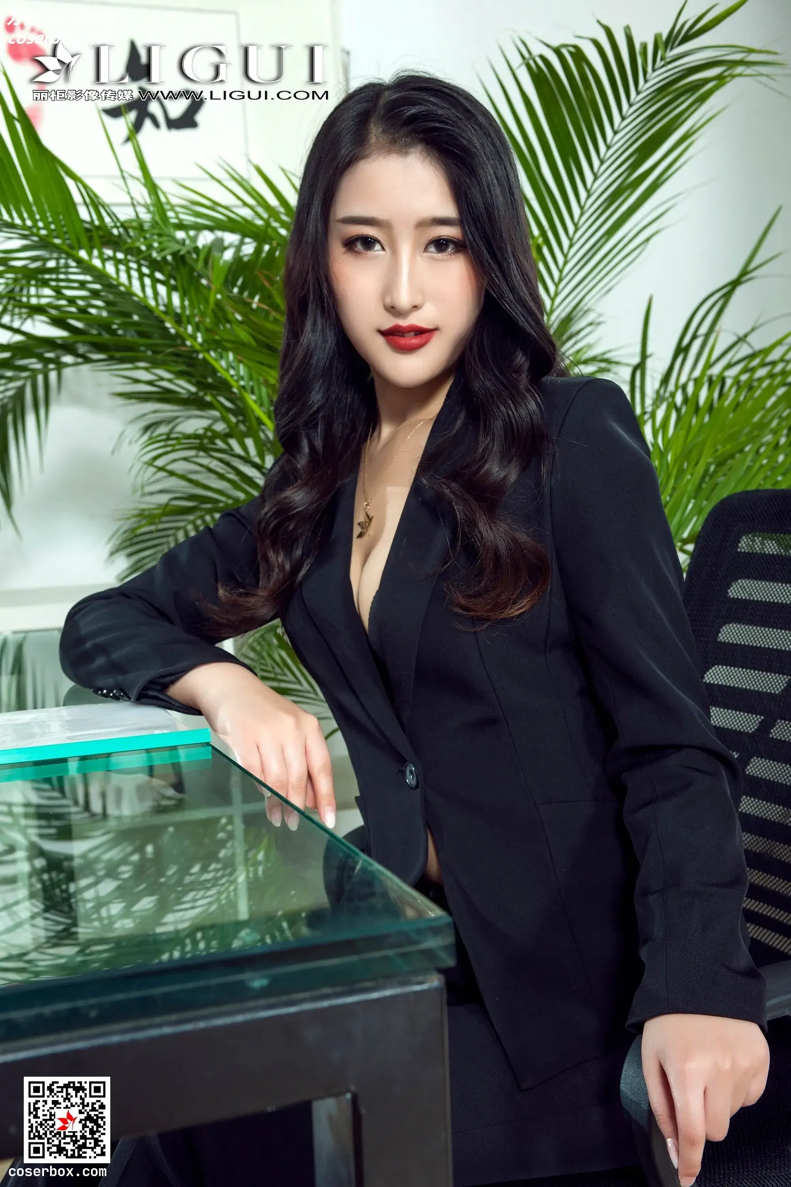 [Ligui丽柜] 2019.04.29 NO.358 Model 拉拉 [45P-44.1MB]