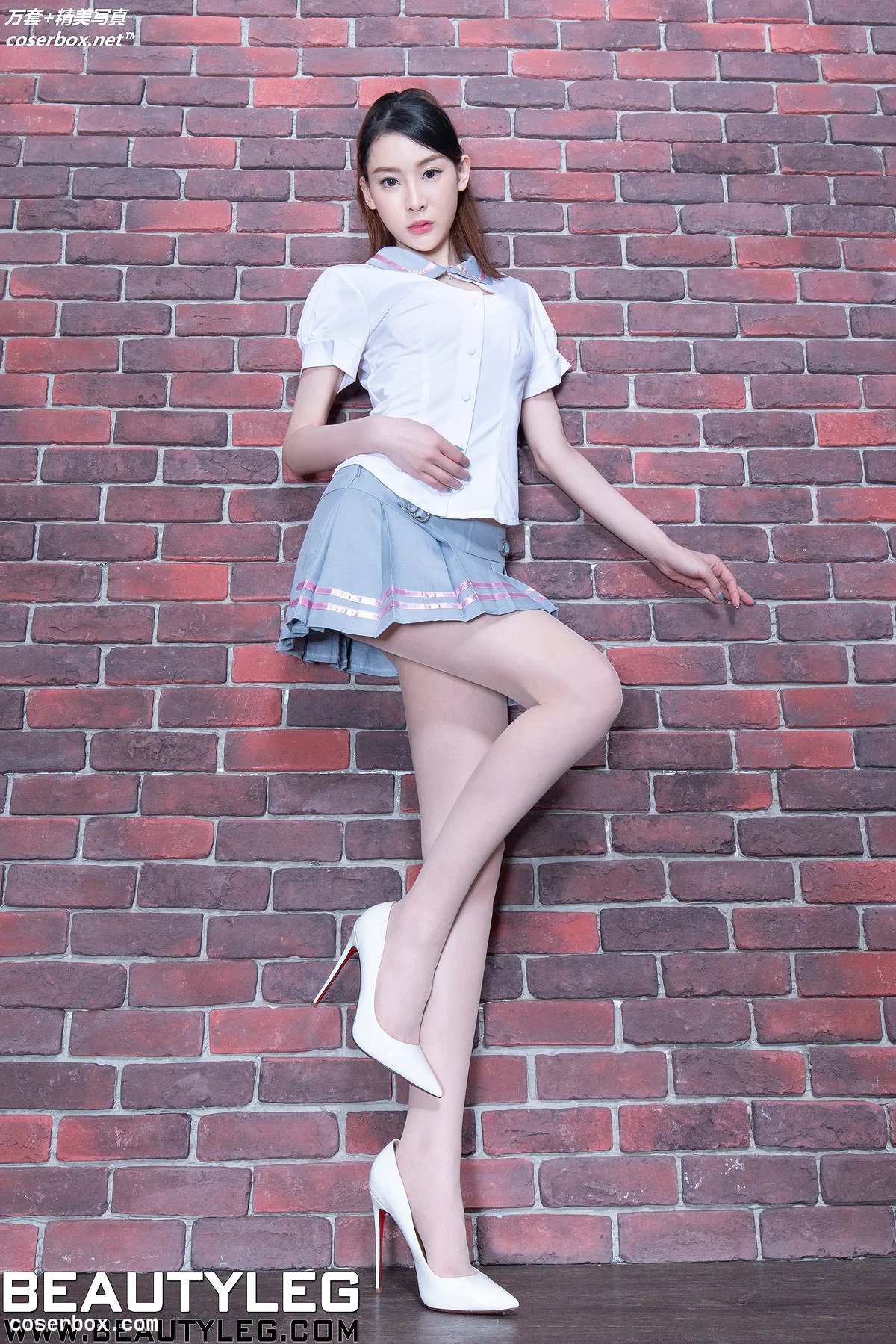 [Beautyleg美腿写真] 2019.08.14 VOL.1806 Emily [48P363MB] - 2