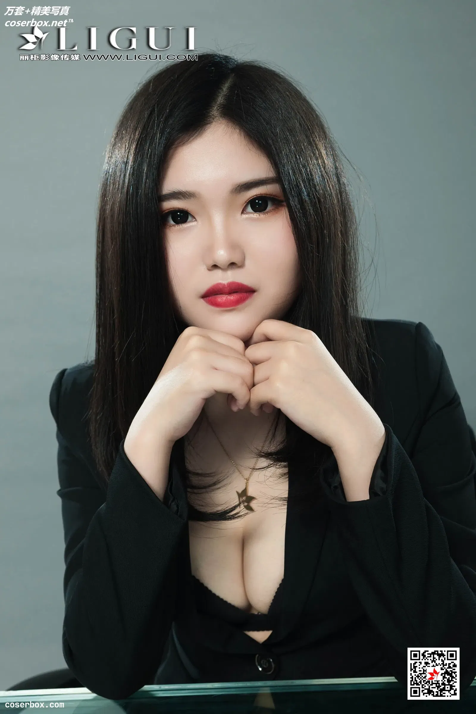 [Ligui丽柜] 2019.11.26 NO.474《职场新秀》- 小辫儿 [47P94.7MB]