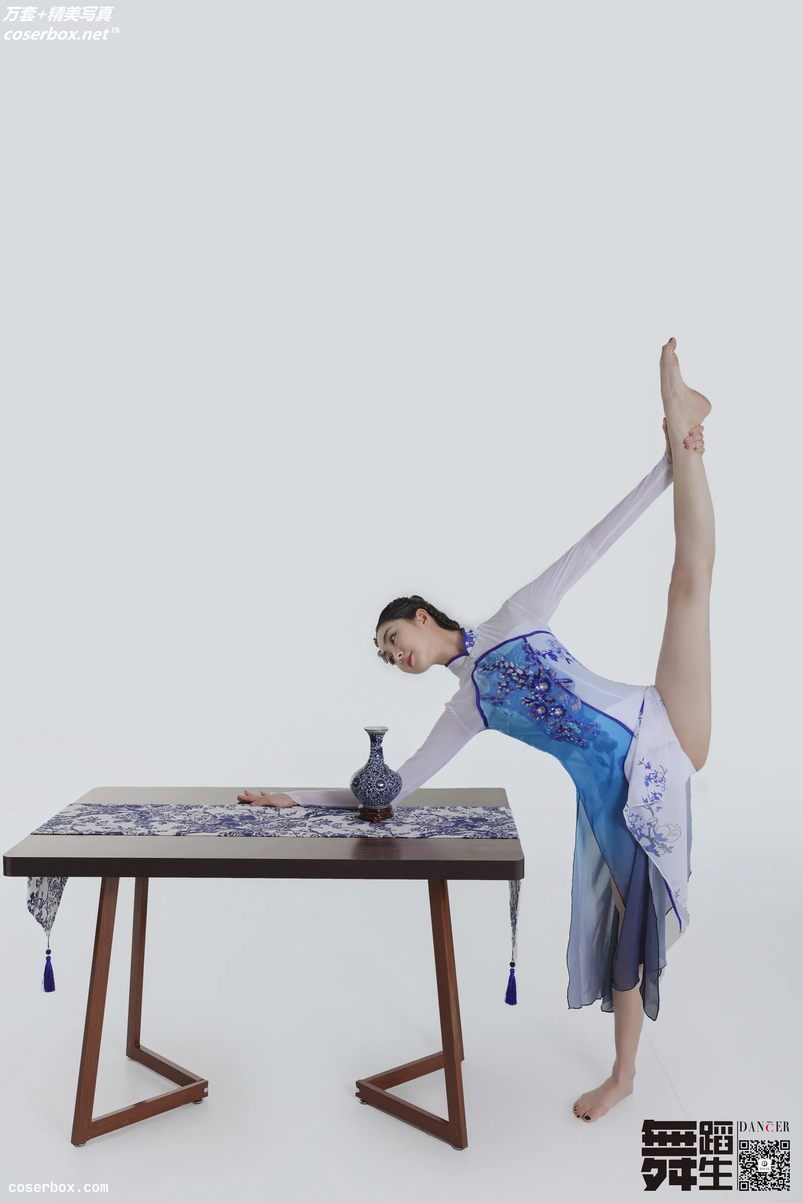 [GALLI嘉丽]舞蹈生日记 104 - 青花瓷 韩玉彤 [43P-397MB]