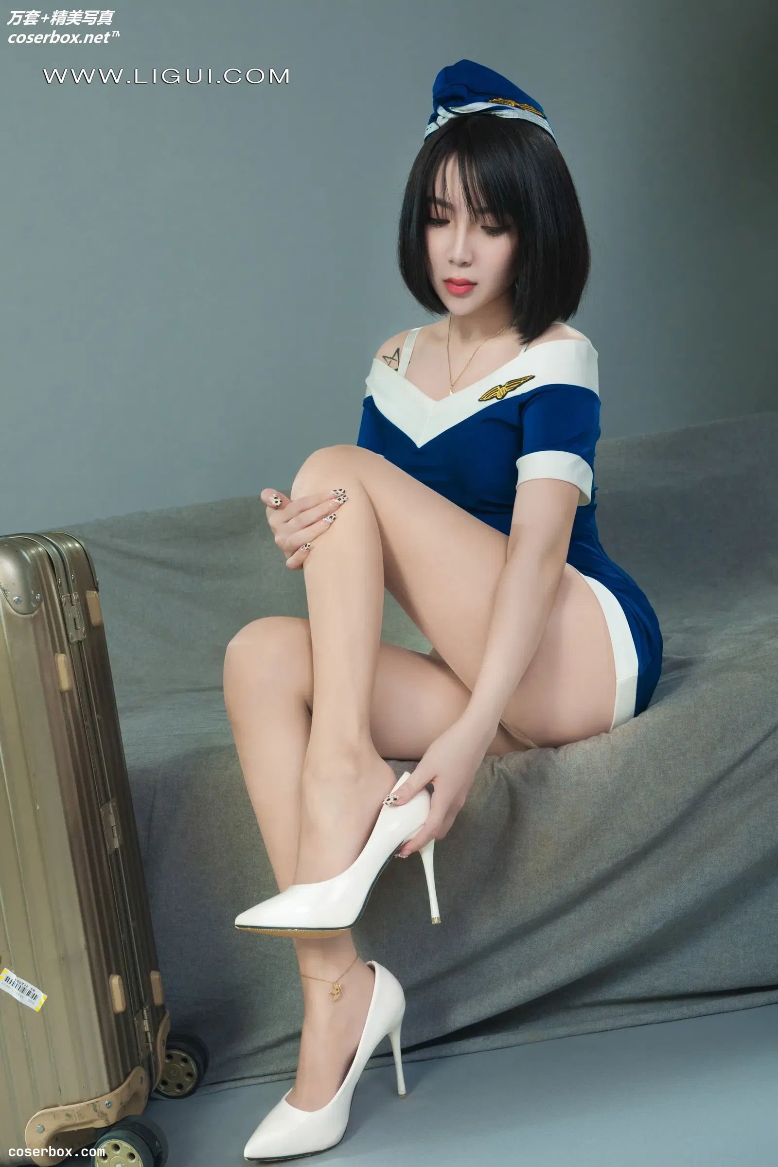 [Ligui丽柜] 2022.03.02 NO.951 Model 《丝柔呵护》小七 [62P-65MB]