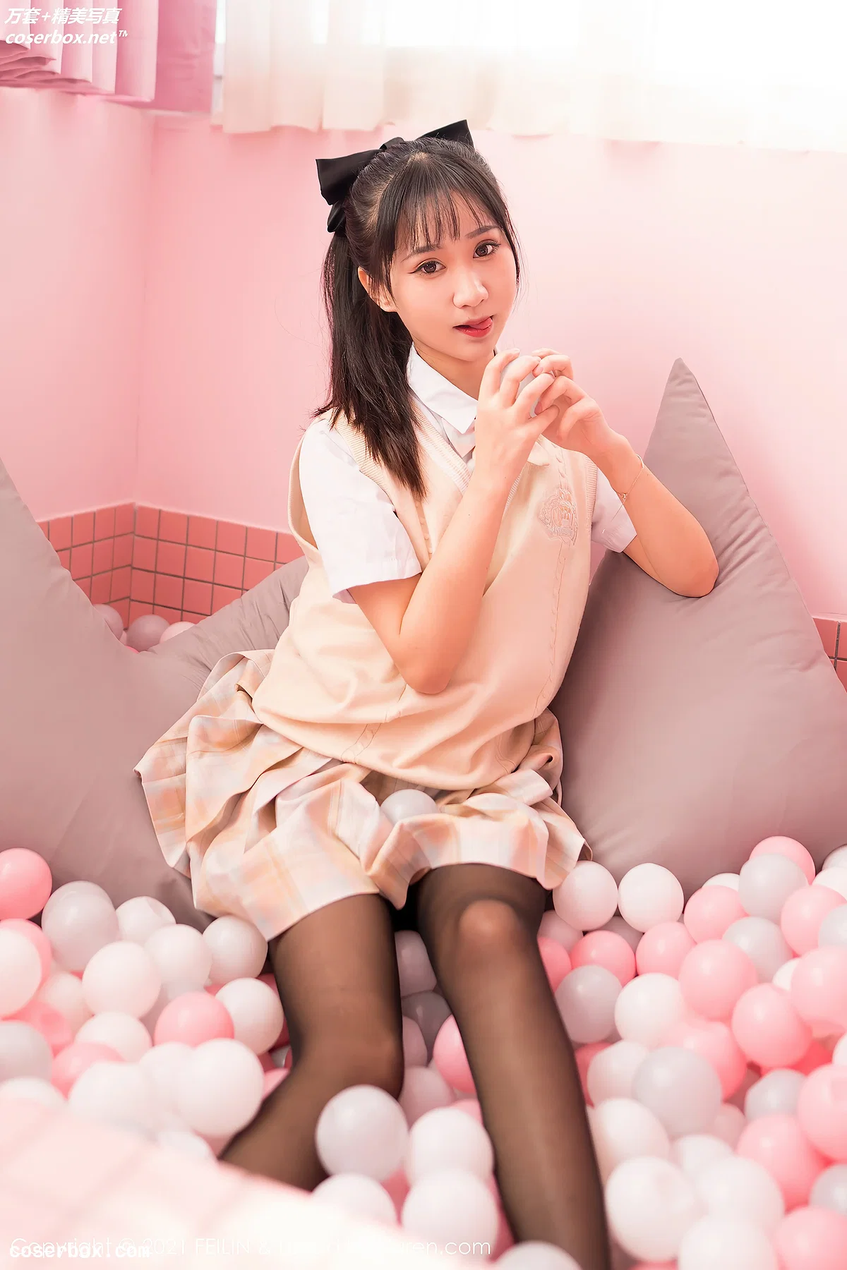 [Feilin嗲囡囡] 2021.10.28 VOL.417 小果冻儿 [70P-583MB] - 2