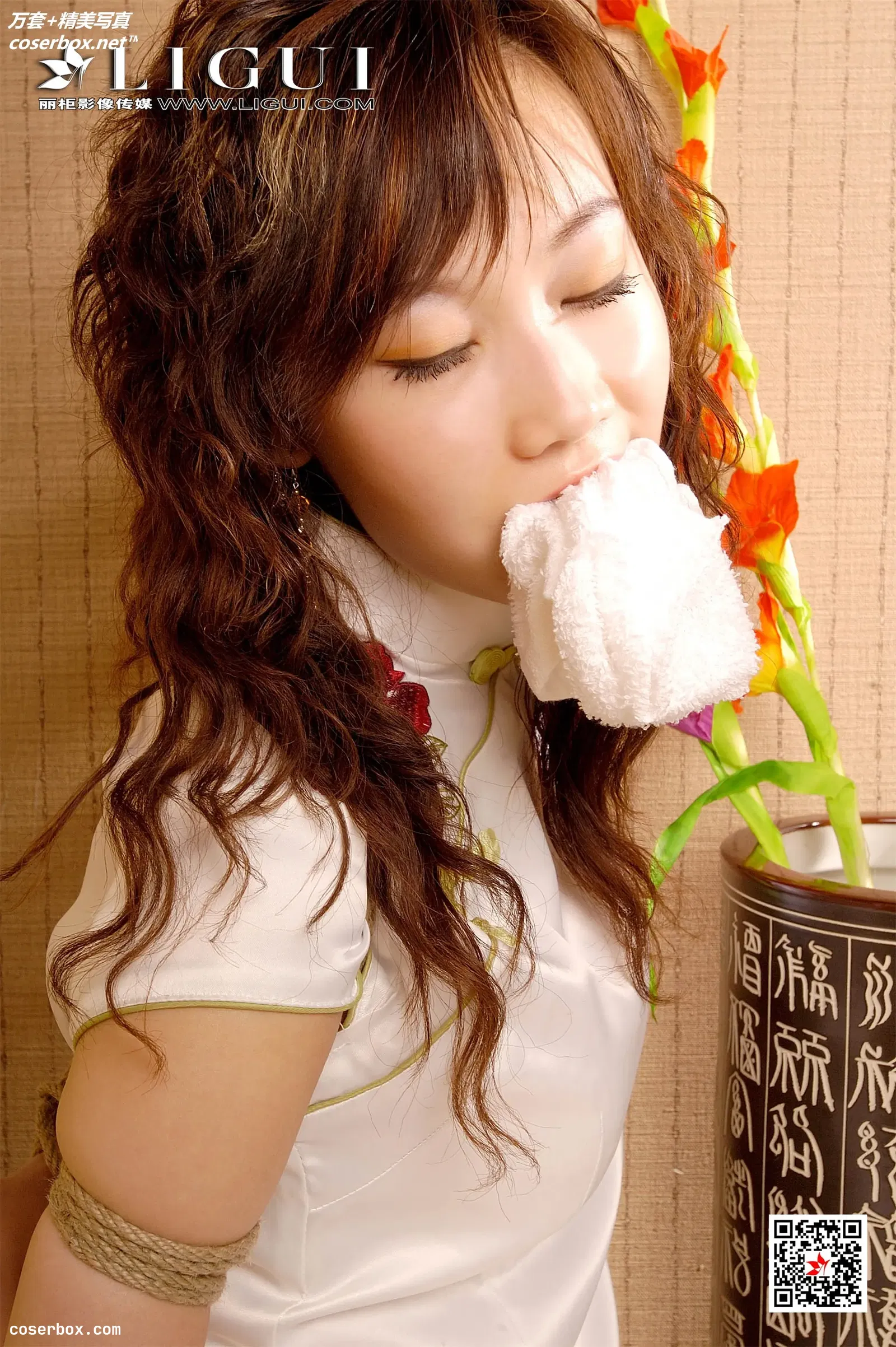 [Ligui丽柜] 2019.12.16 NO.487 璐璐&秋子 [67P73.4MB]