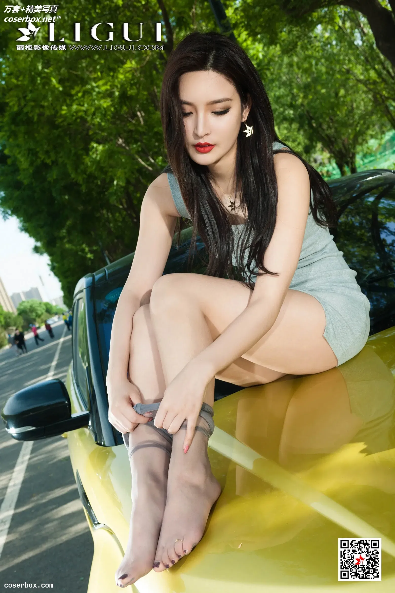 [Ligui丽柜] 2020.08.10 NO.710《秘书洗车记》雪糕 [52P122MB]