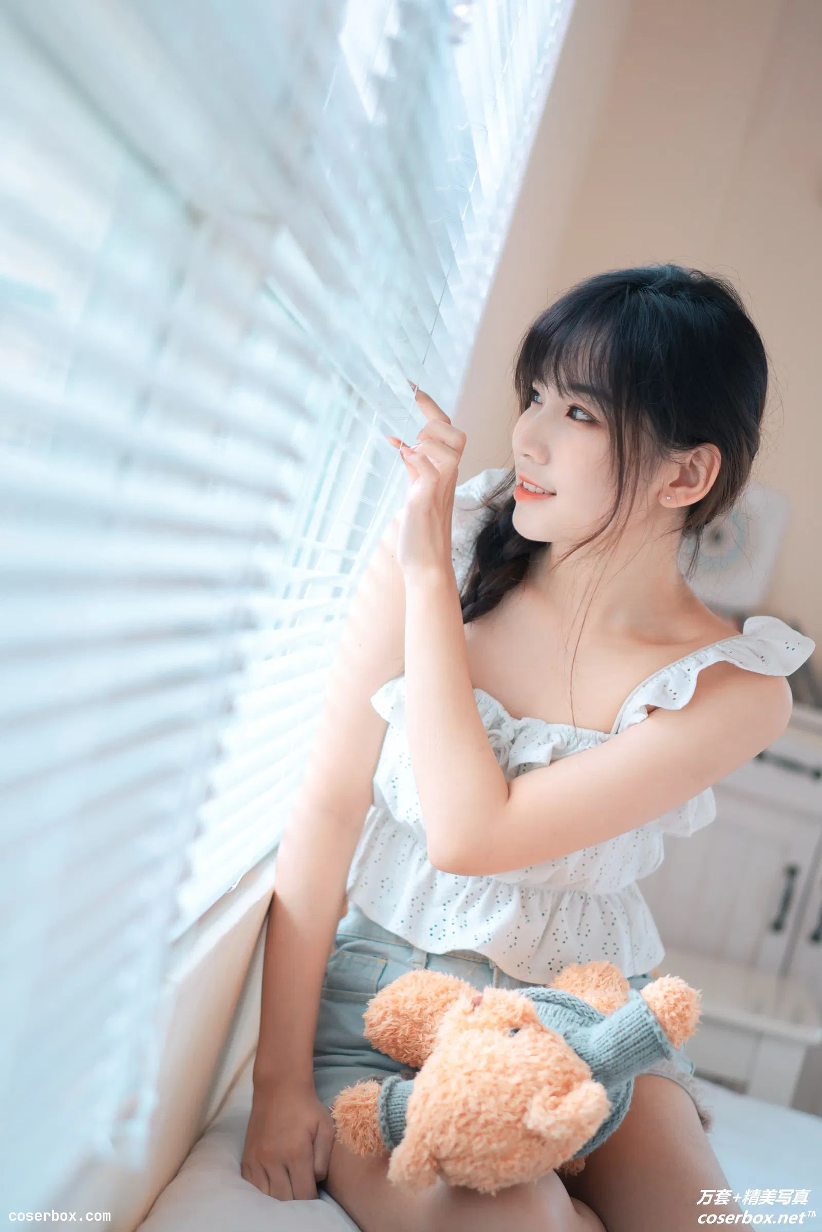 [YITUYU艺图语] 2021.11.03 NO.374 休息日 阿桐 [22P-166MB]