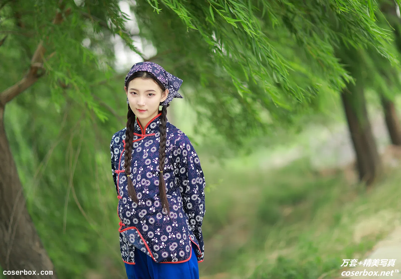 [YITUYU艺图语] 2021.11.03 NO.373 采荷 孔荻 [30P-317MB]