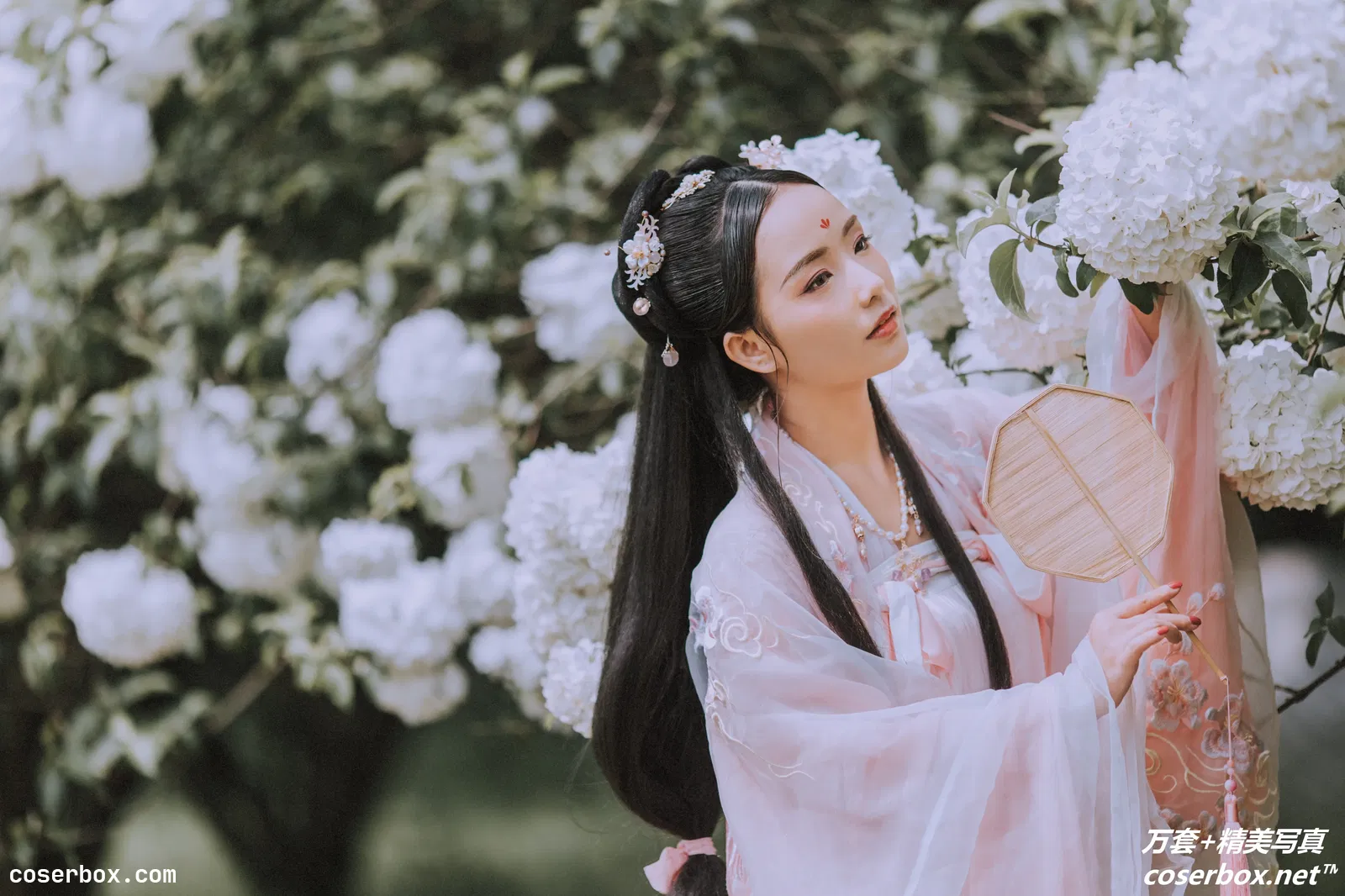 [YITUYU艺图语] 2021.09.02 NO.216 满袖春 Seven [35P-382MB]