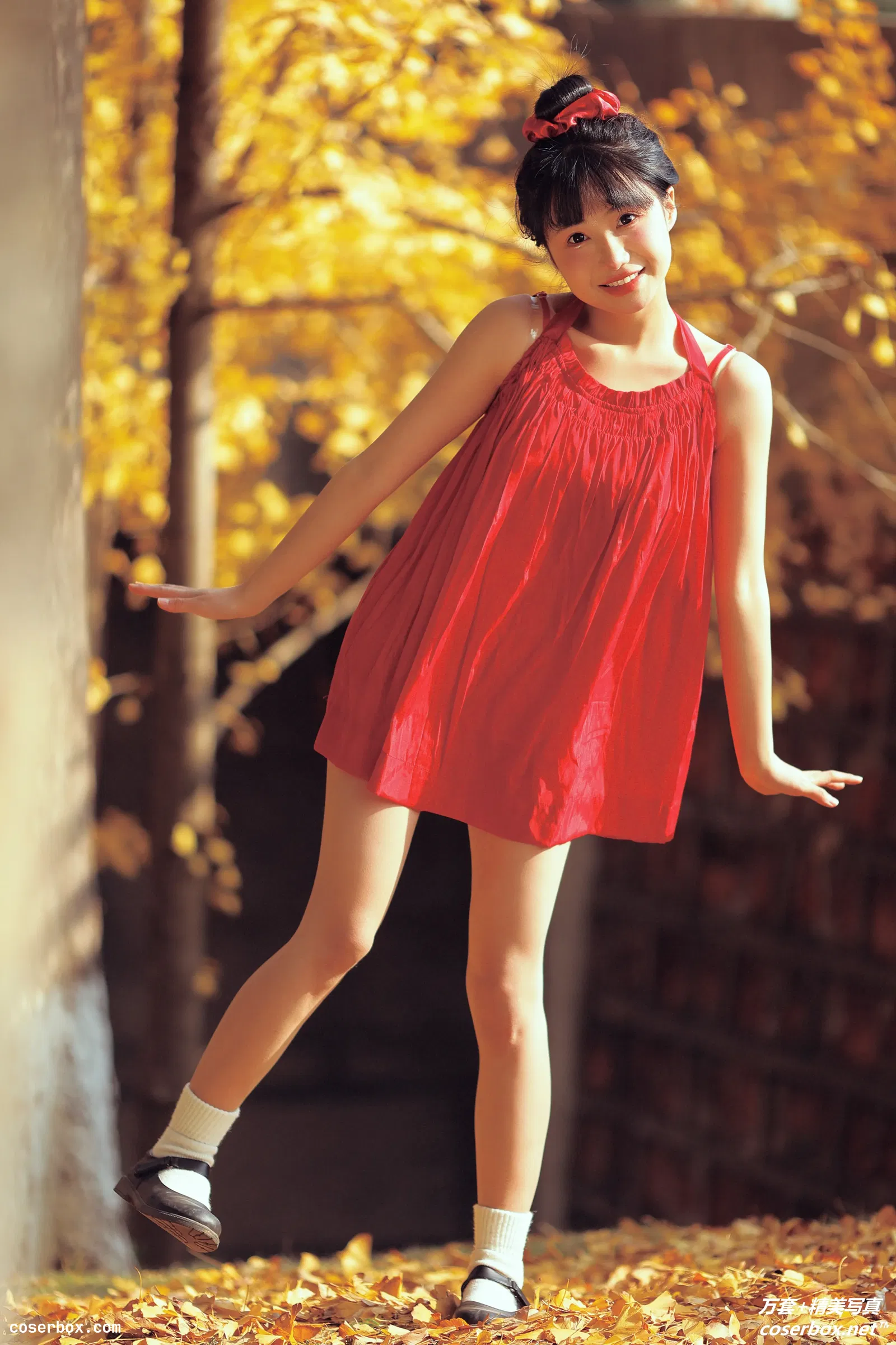 [YITUYU艺图语] 2022.02.16 NO.737 冬日一抹红 周小兔呀 [39P-471MB]