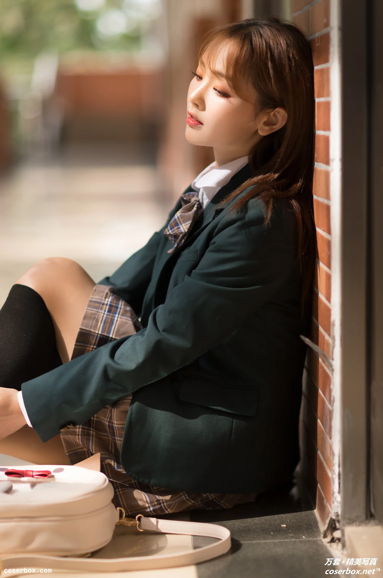 [YITUYU艺图语] 2021.01.22 NO.015 青春不散场 丹婷 [30P-99MB]