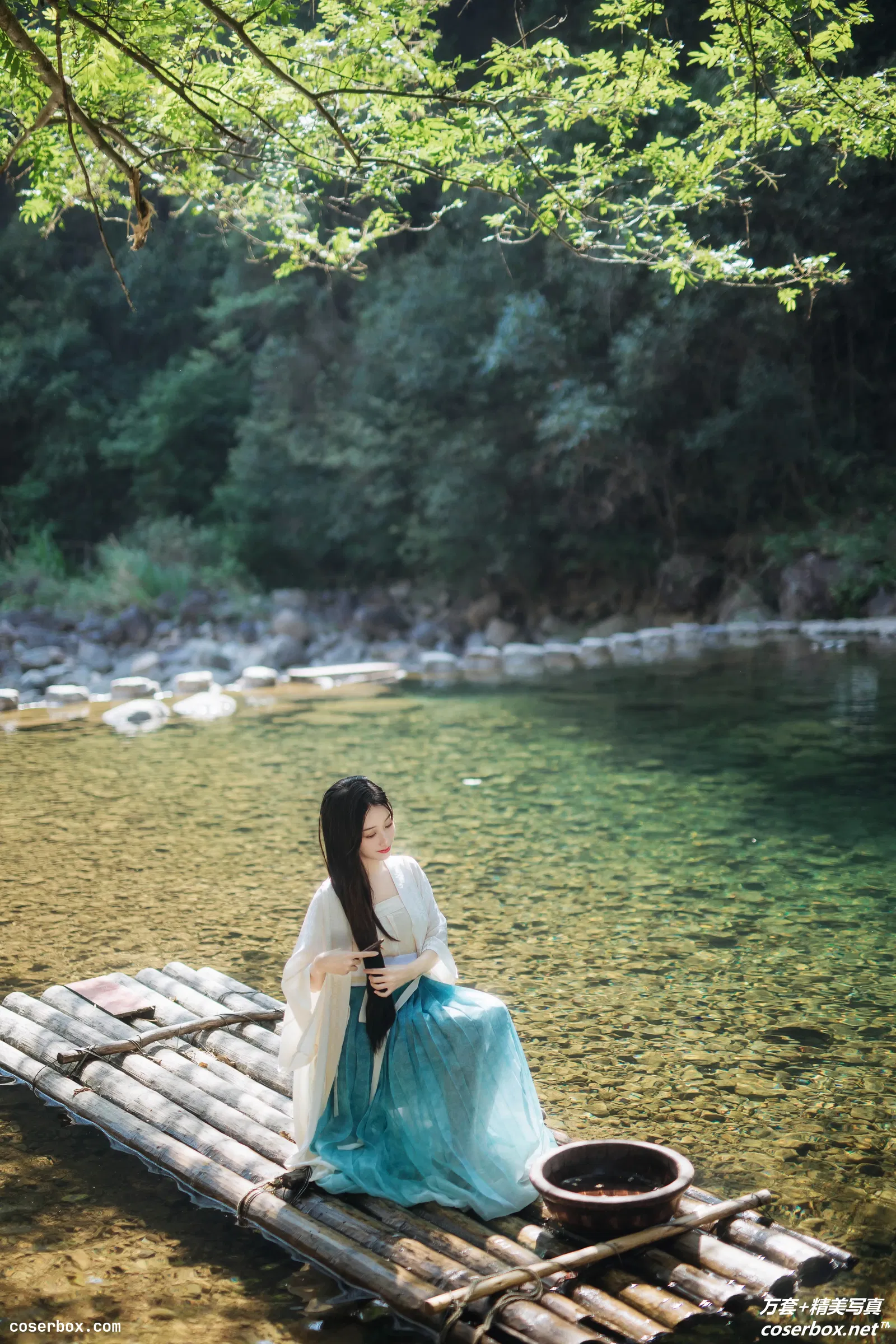 [YITUYU艺图语] 2022.01.11 NO.572 仙女洗头 小清菡呀 [19P-102MB]