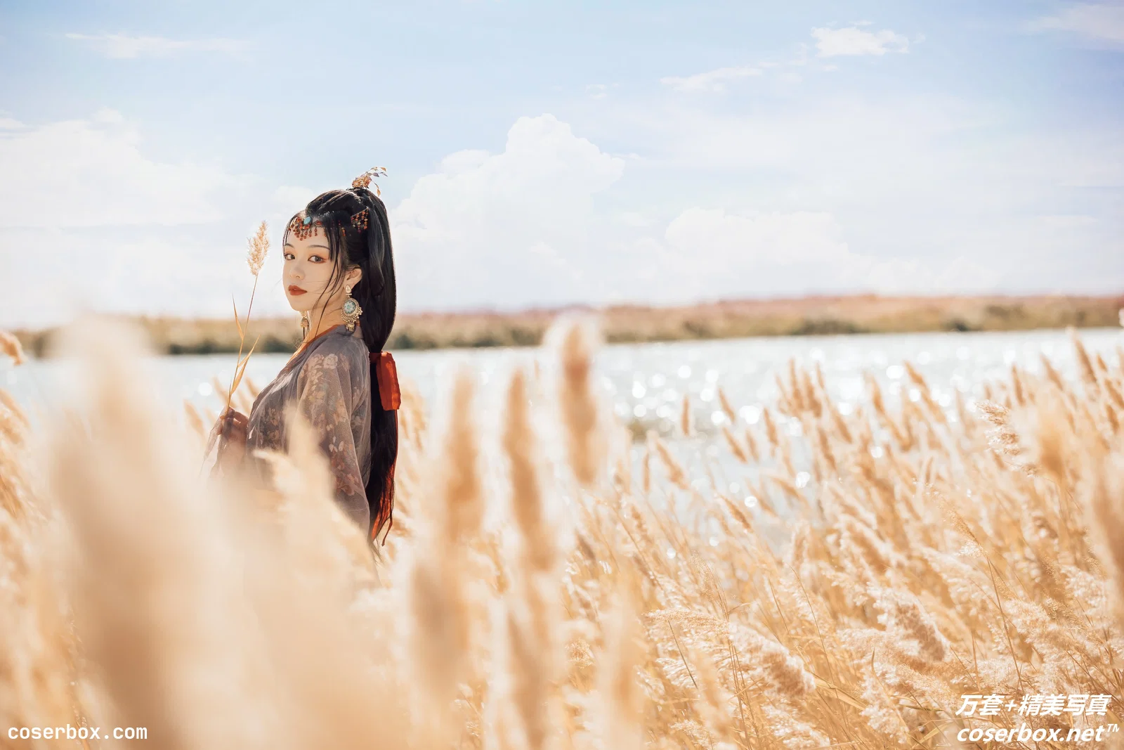 [YITUYU艺图语] 2021.08.14 NO.134 昭君出塞 薄荷 [35P-601MB]