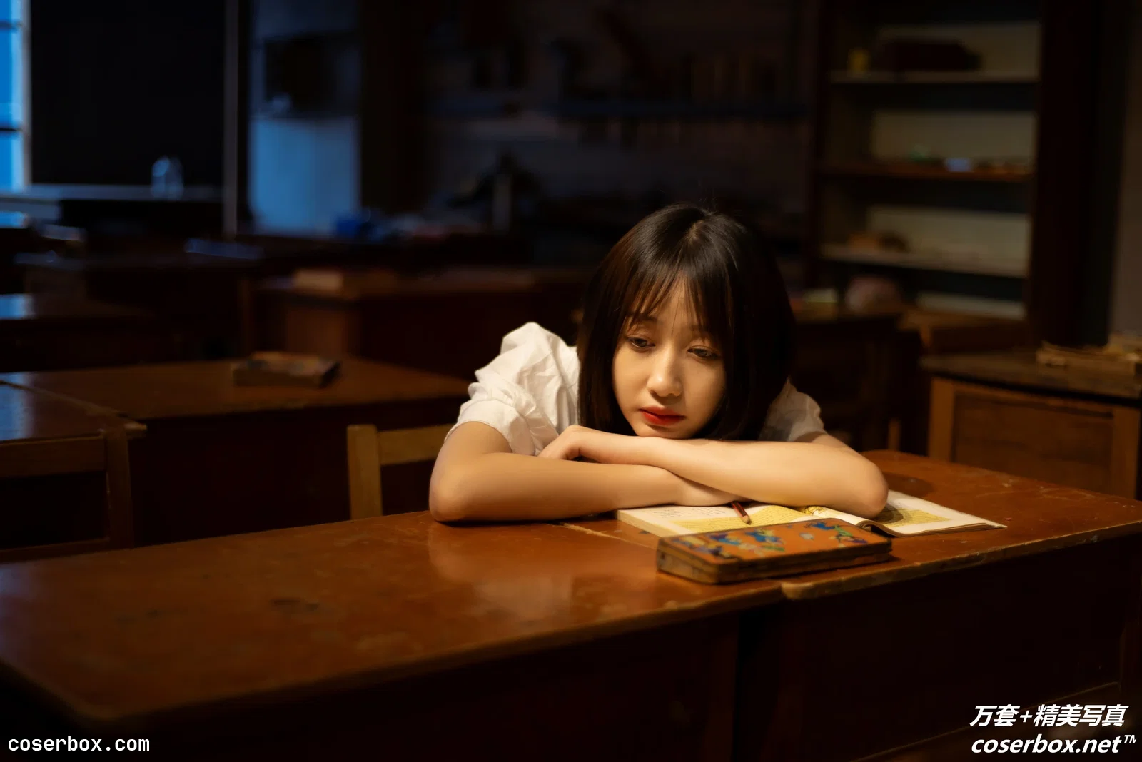 [YITUYU艺图语] 2021.08.11 NO.118 追忆 兔子 [26P-218MB]