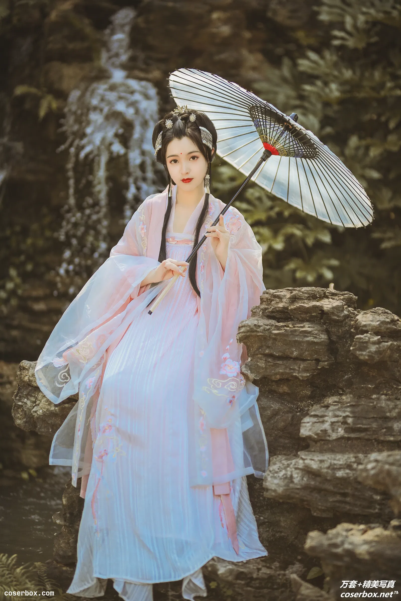 [YITUYU艺图语] 2021.09.01 NO.208 吟花酿 佚名 [19P-478MB]