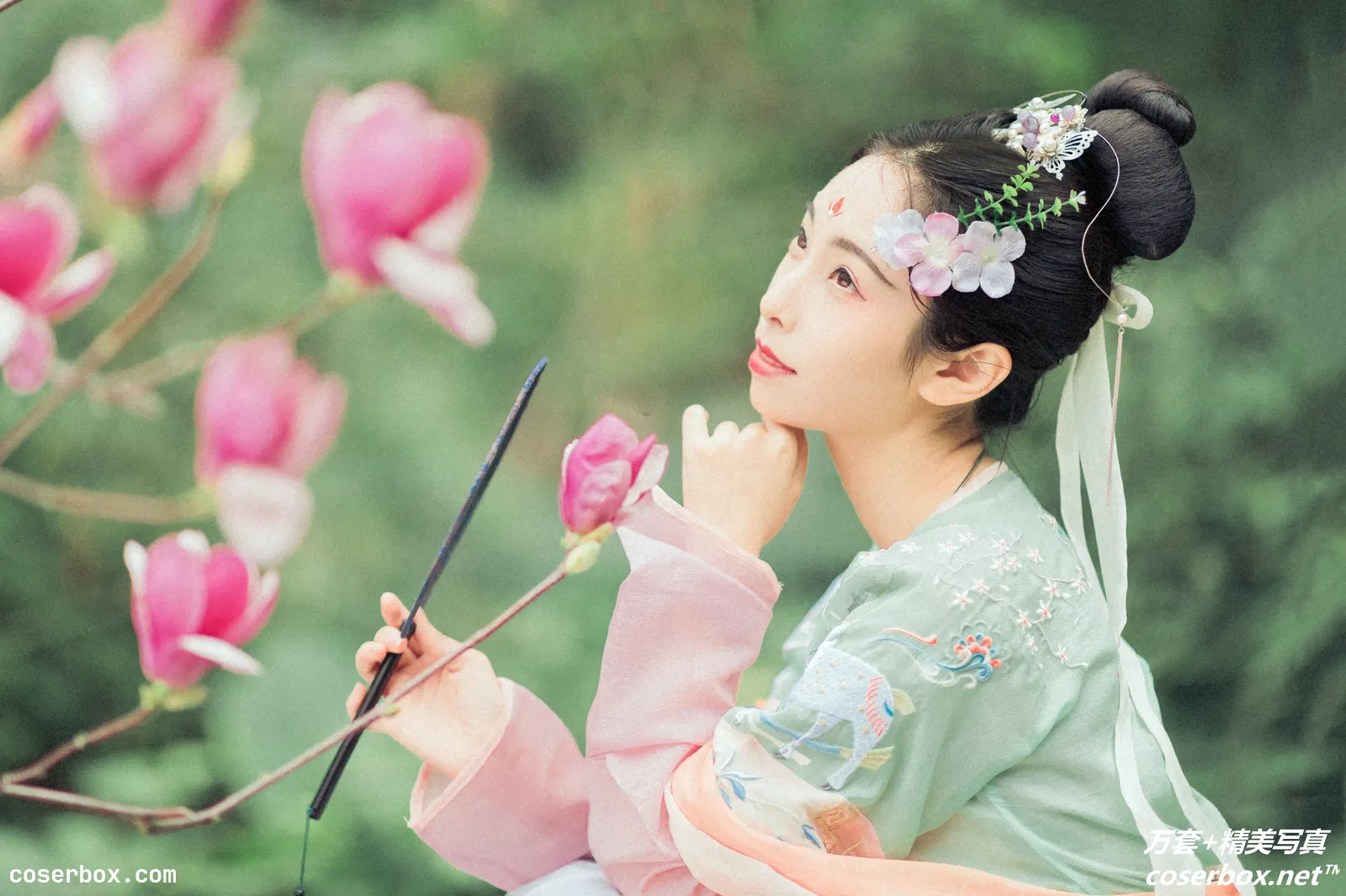 [YITUYU艺图语] 2021.09.02 NO.211 芳尘 茶茶 [21P-289MB]