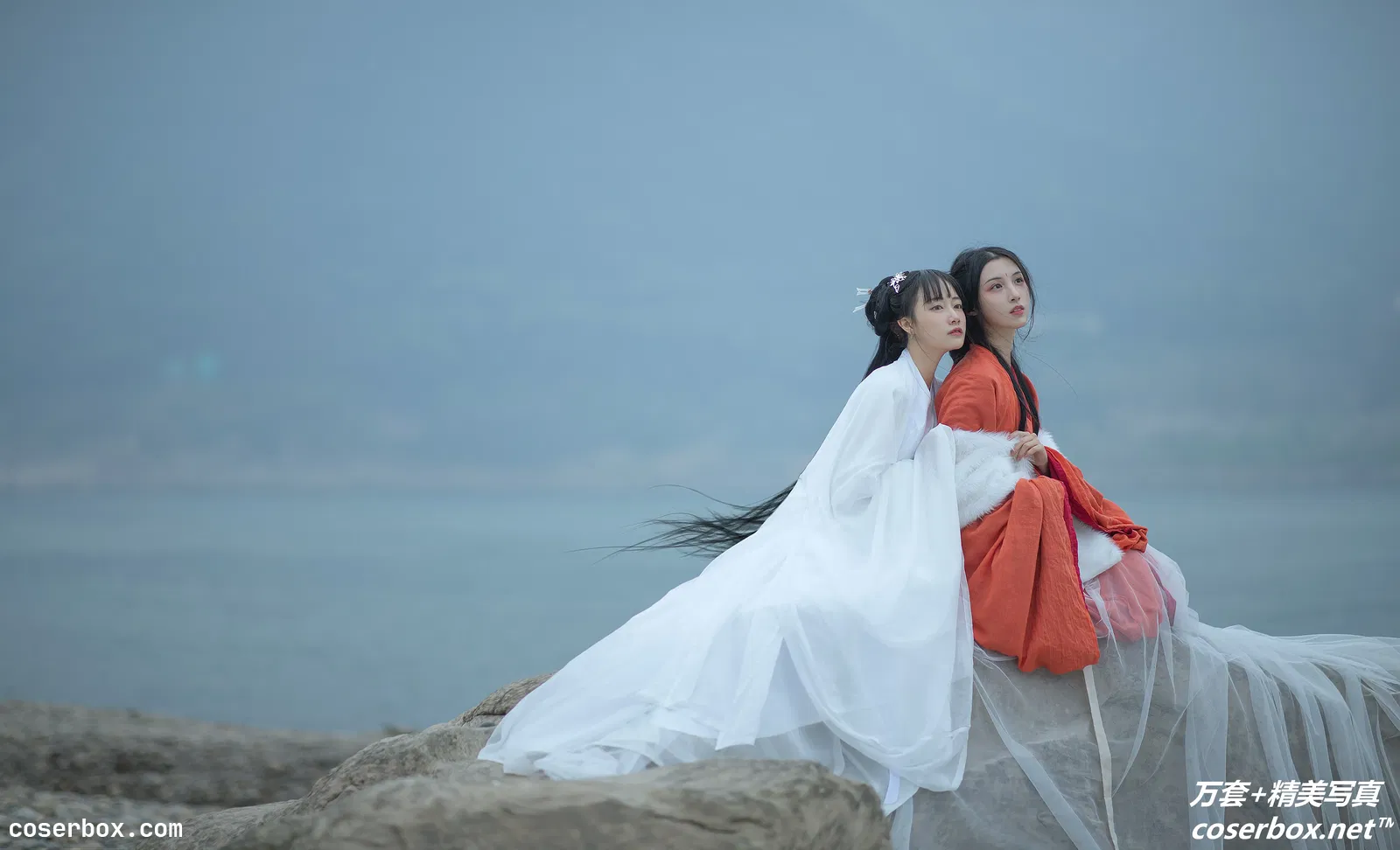 [YITUYU艺图语] 2022.02.28 NO.799 水天一色 缪缪&十八重川 [21P-197MB]