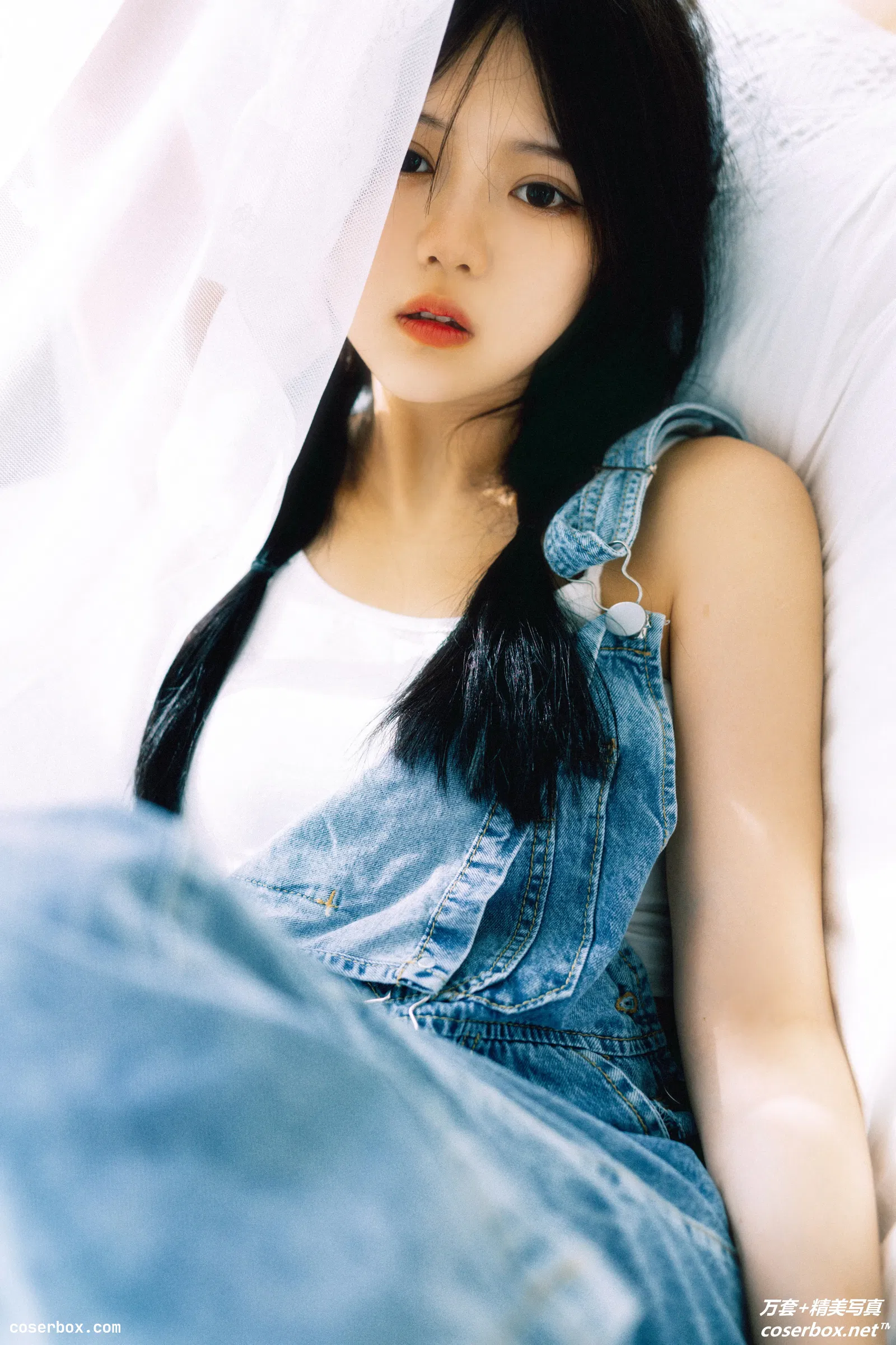 [YITUYU艺图语] 2021.12.18 NO.453 蓝与白 玮玮 [27P-363MB]