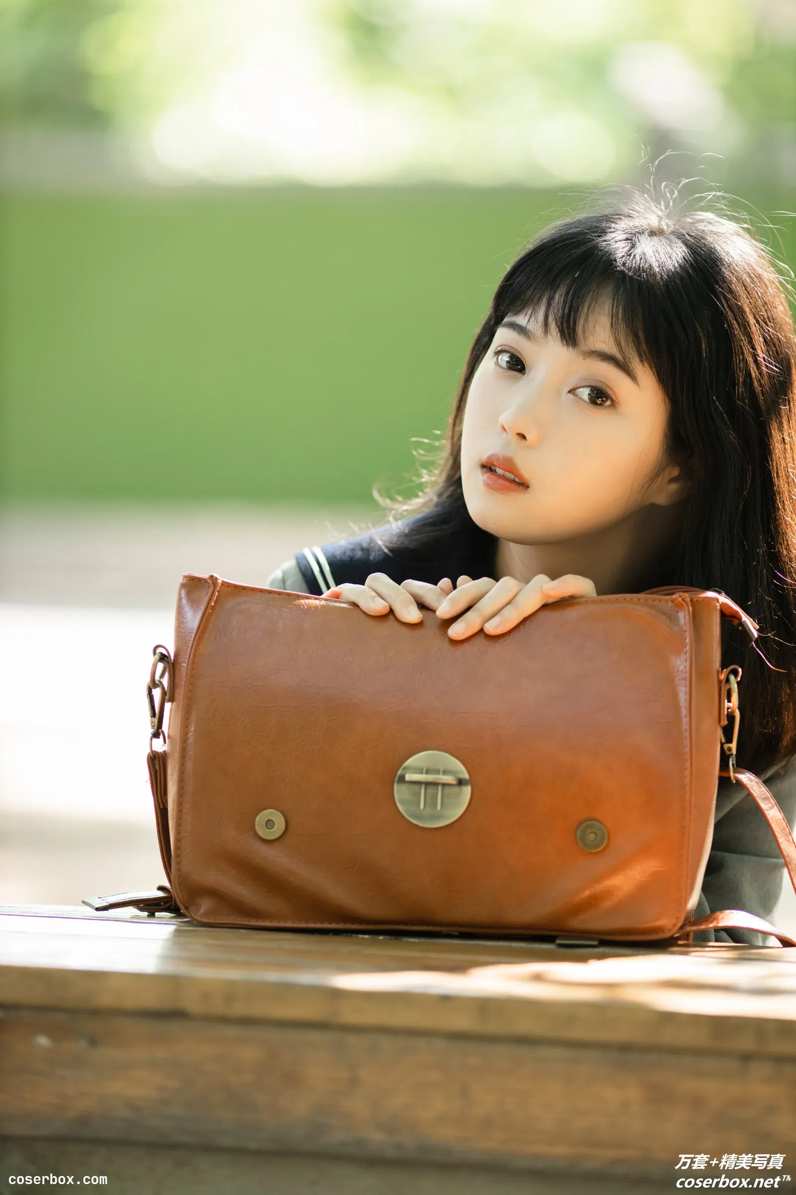 [YITUYU艺图语] 2021.12.11 NO.444 午后公园 小微 [26P-369MB]