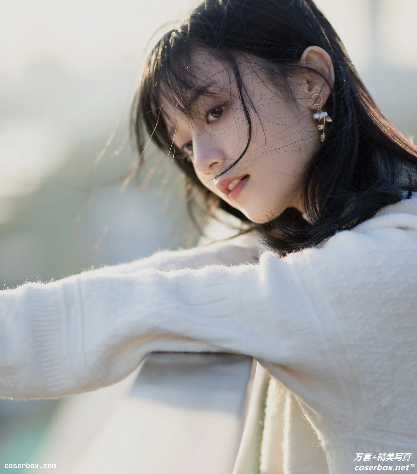 [YITUYU艺图语] 2021.08.12 NO.124 追光 雨文 [31P-211MB]