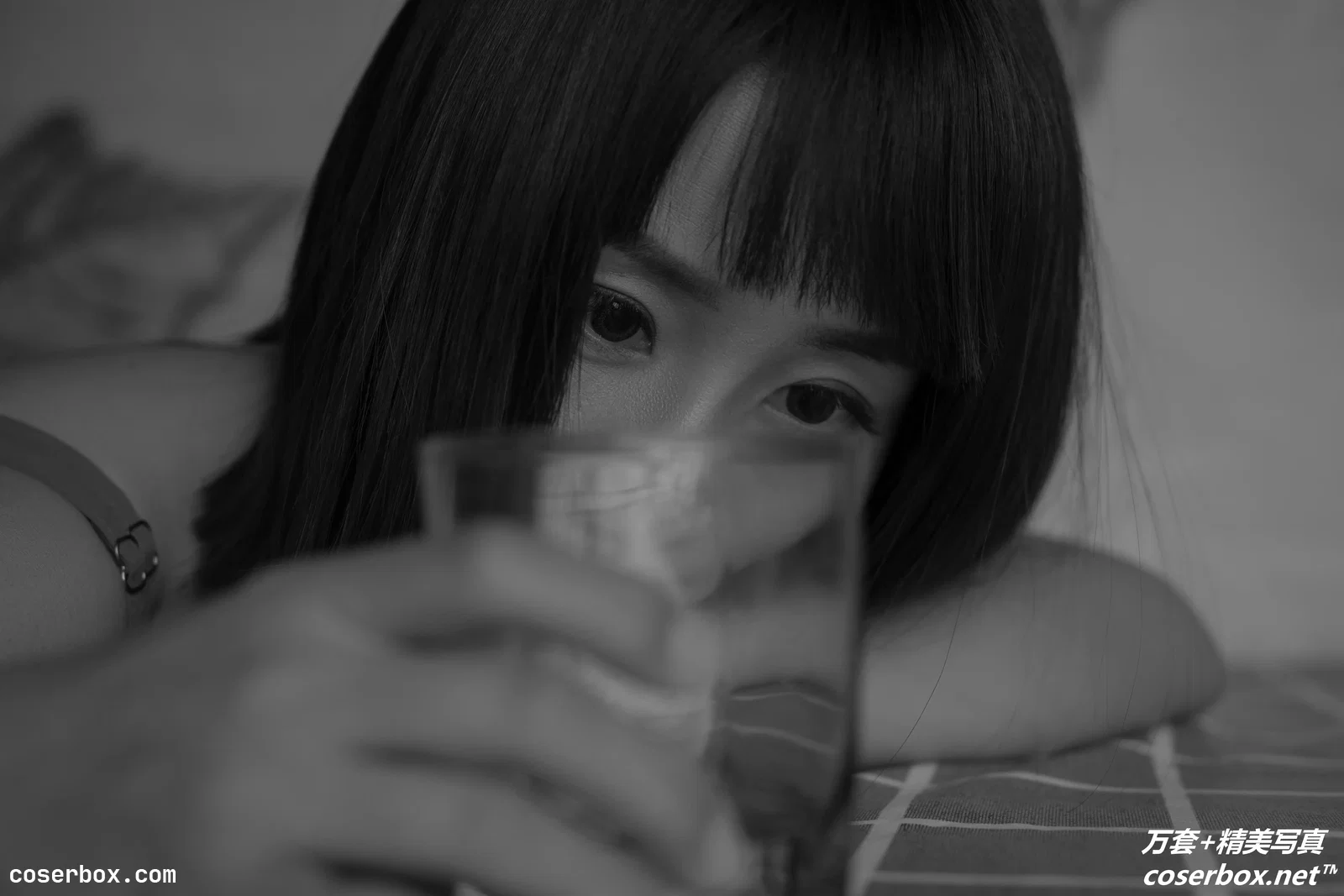 [YITUYU艺图语] 2021.04.05 NO.035 孤单边缘 嫣然 [27P-250MB]