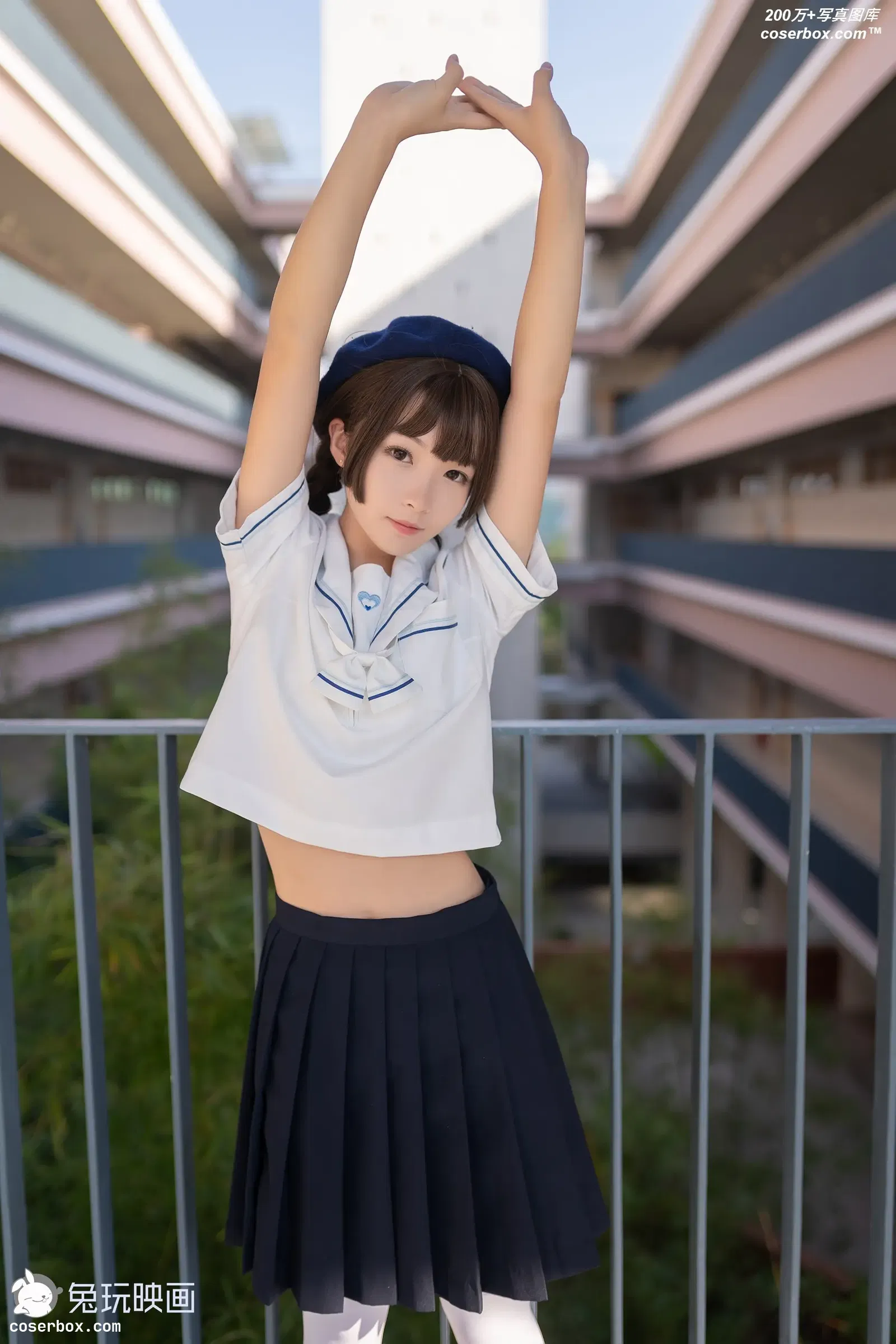 B75.006 楼梯上的白丝少女 [45P-67MB]