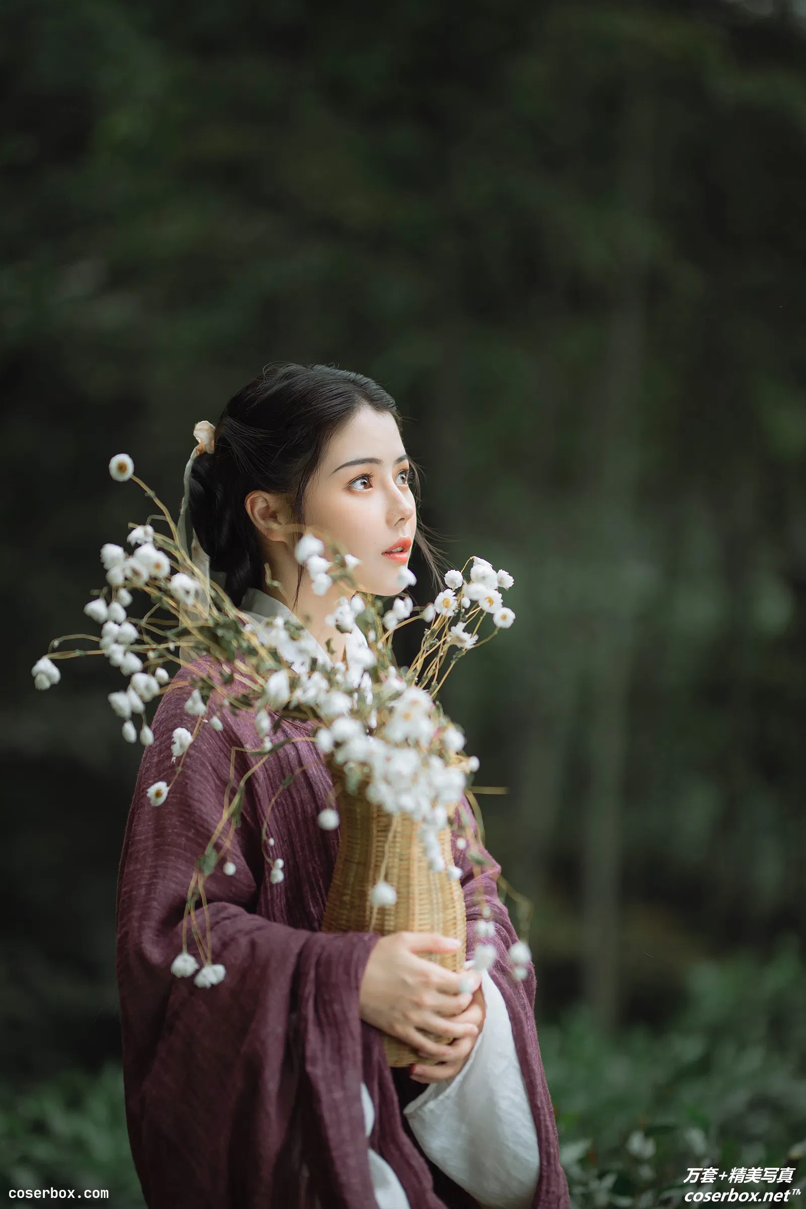 [YITUYU艺图语] 2022.01.10 NO.560 归山深浅去 周孟孟 [19P-201MB]