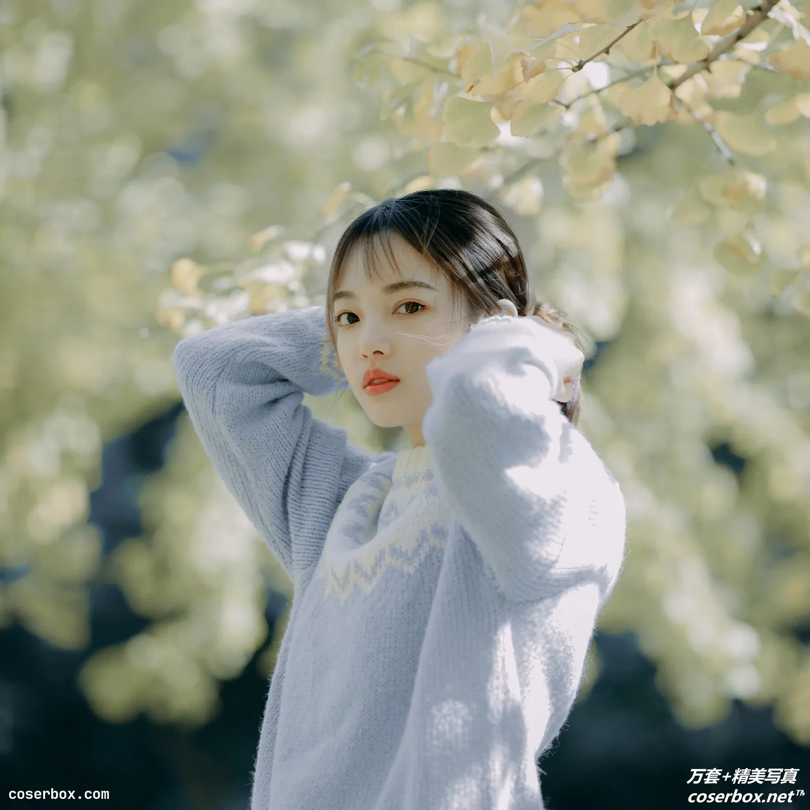 [YITUYU艺图语] 2021.12.23 NO.476 蓝色的银杏 一鸭咿呀哟 [23P-207MB]