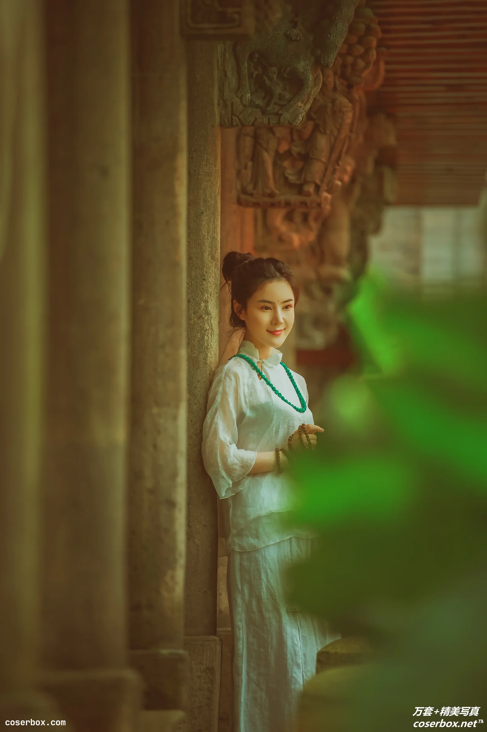 [YITUYU艺图语] 2021.08.14 NO.130 赏荷记 颗颗树 [36P-260MB]