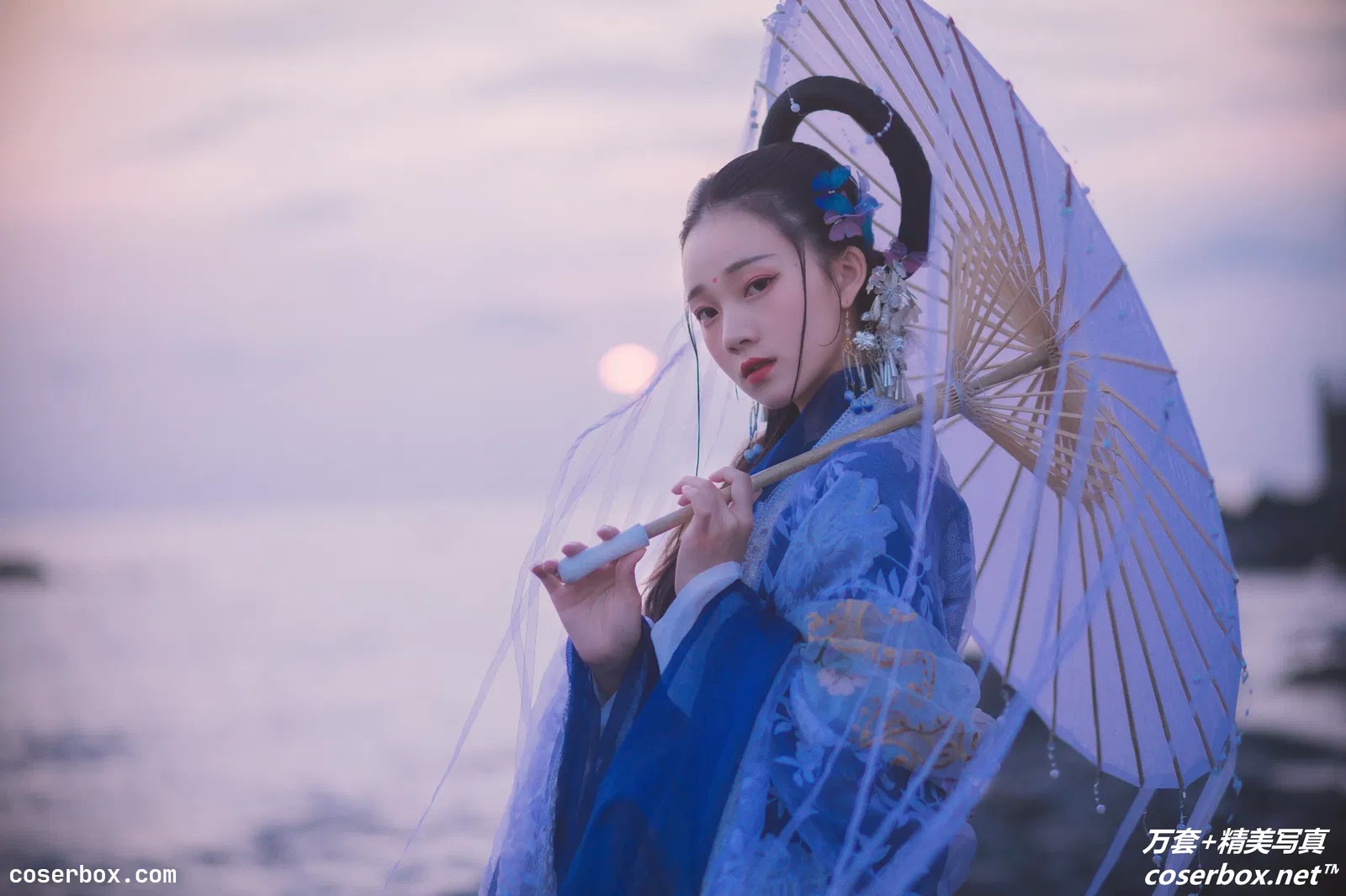 [YITUYU艺图语] 2022.03.09 NO.843 海韵 秋哒哒-- [25P-522MB]