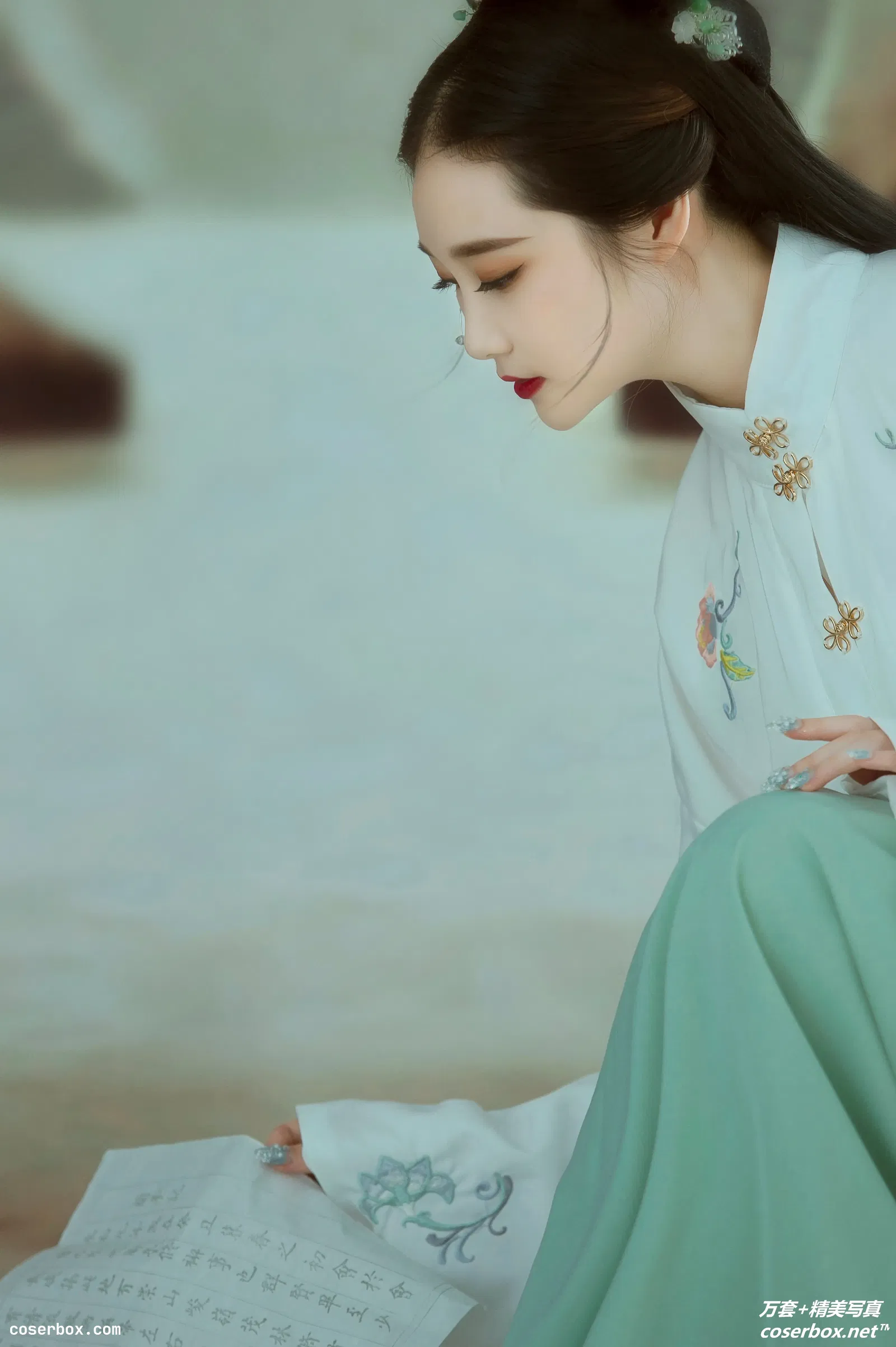 [YITUYU艺图语] 2022.01.13 NO.586 子矜 娜宝 [21P-543MB]