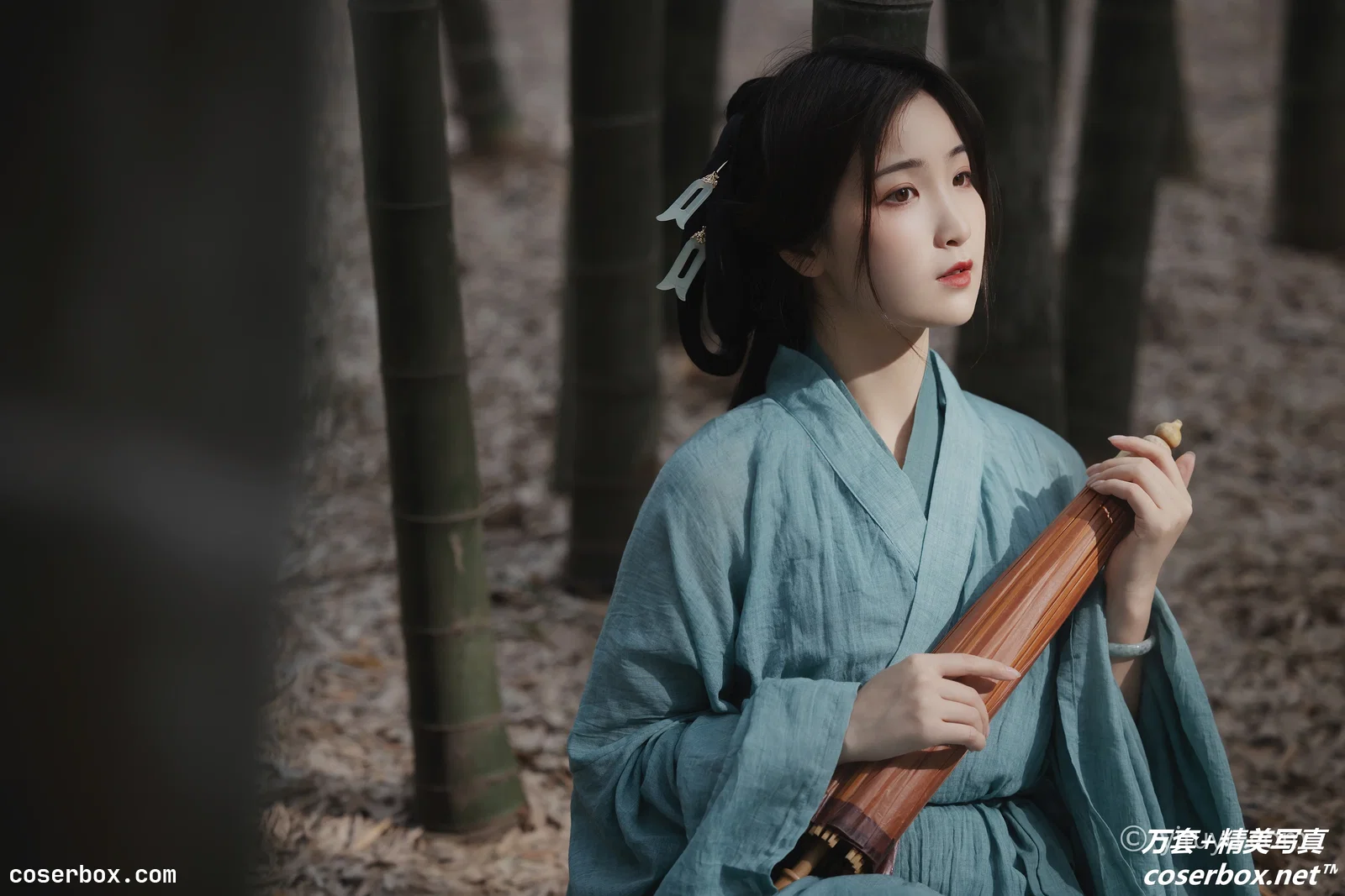 [YITUYU艺图语] 2021.06.14 NO.075 盼 金儿 [25P-312MB]