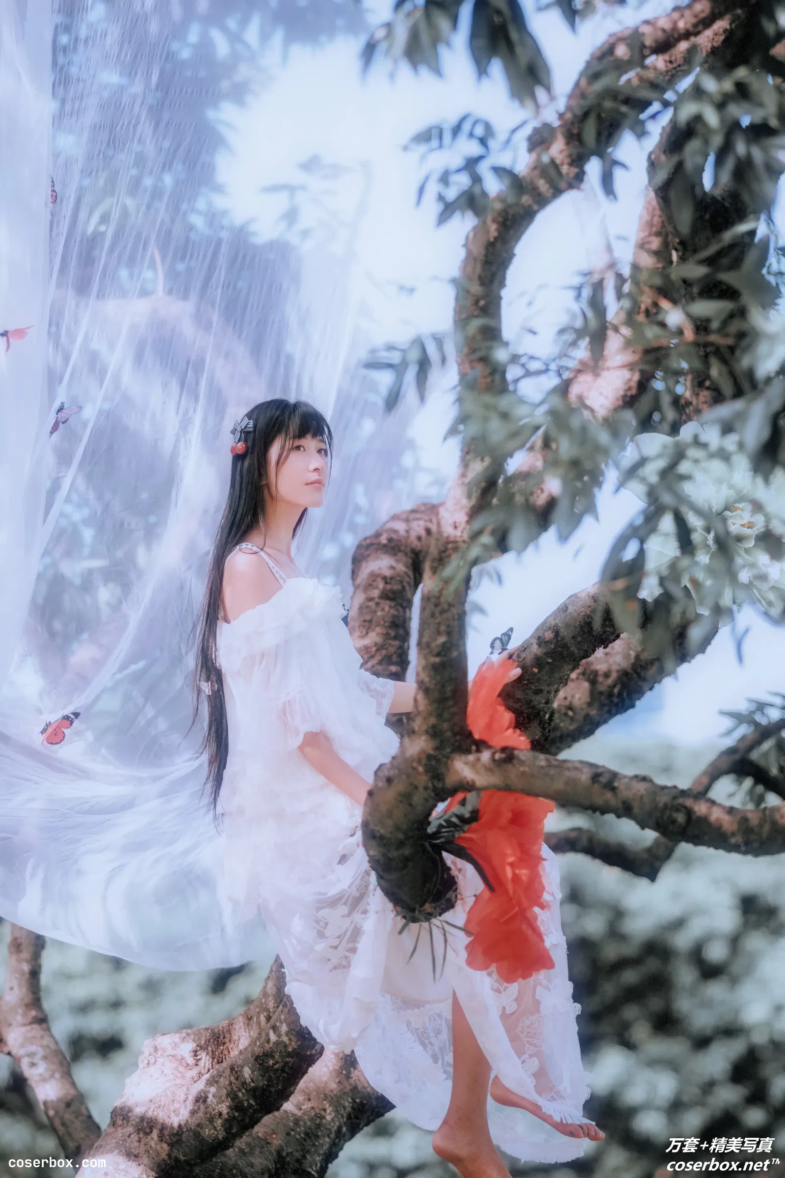 [YITUYU艺图语] 2021.09.13 NO.272 花的嫁纱 颖儿 [21P-244MB]