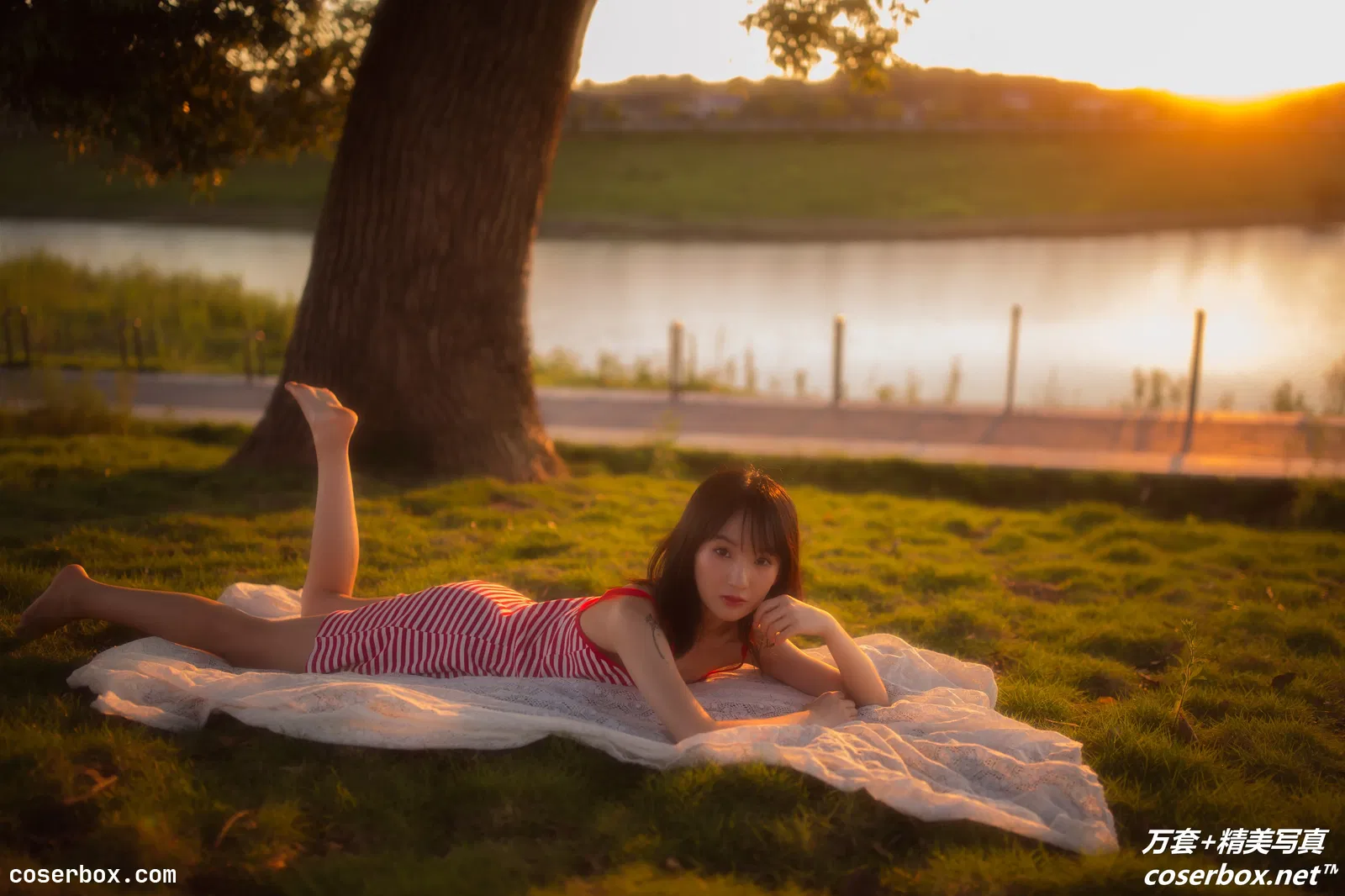 [YITUYU艺图语] 2022.02.03 NO.687 黄昏午后 虾虾 [53P-167MB]