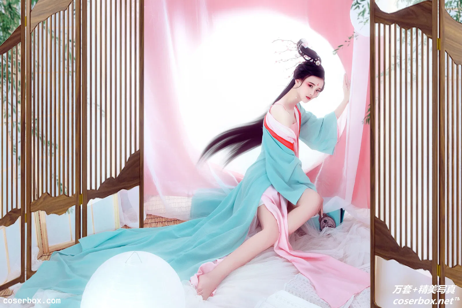 [YITUYU艺图语] 2022.02.04 NO.691 花非花 欣宝 [21P-246MB]