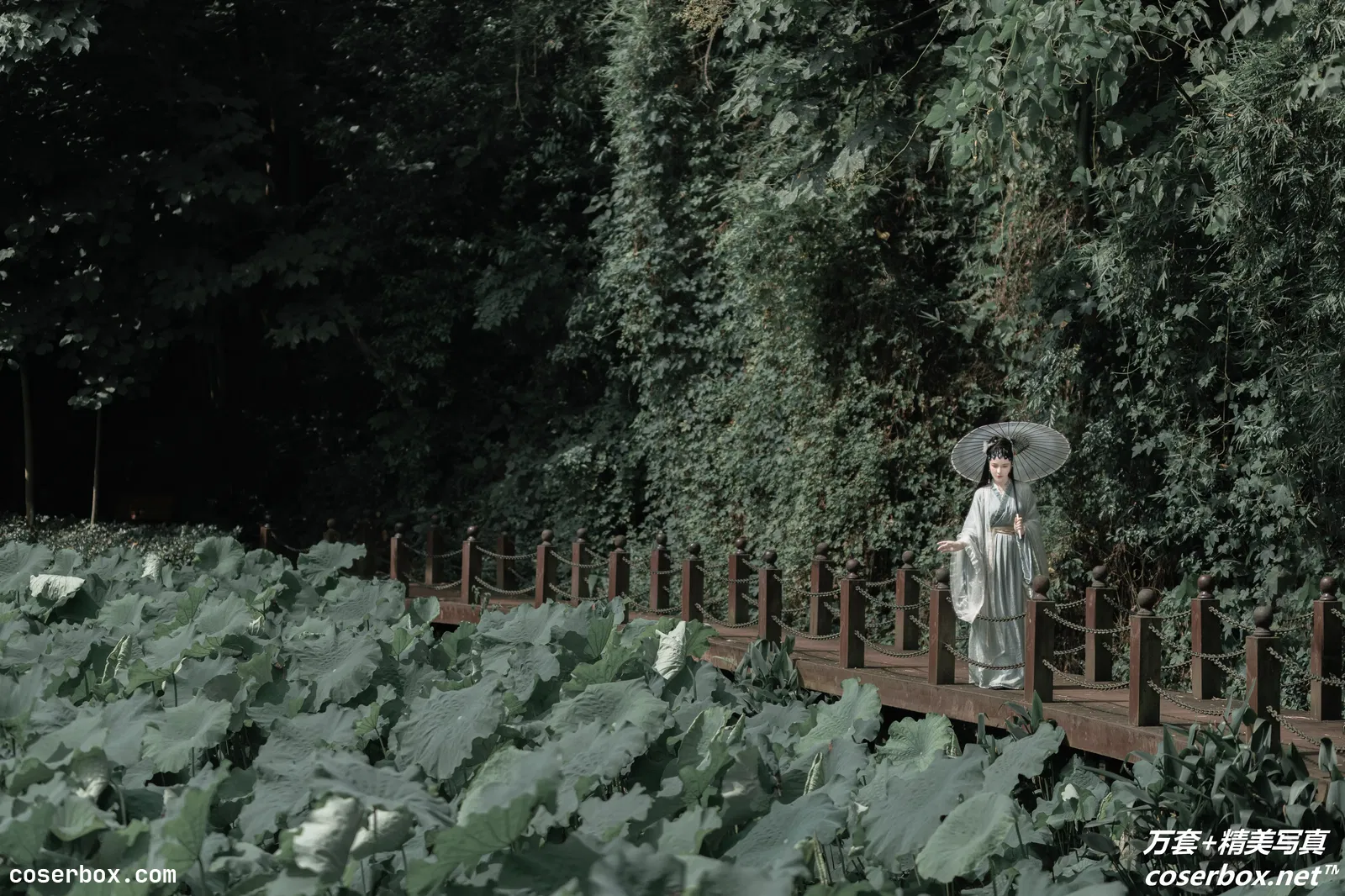 [YITUYU艺图语] 2021.10.29 NO.362 碧波·黛玉 小昭 [21P-275MB]