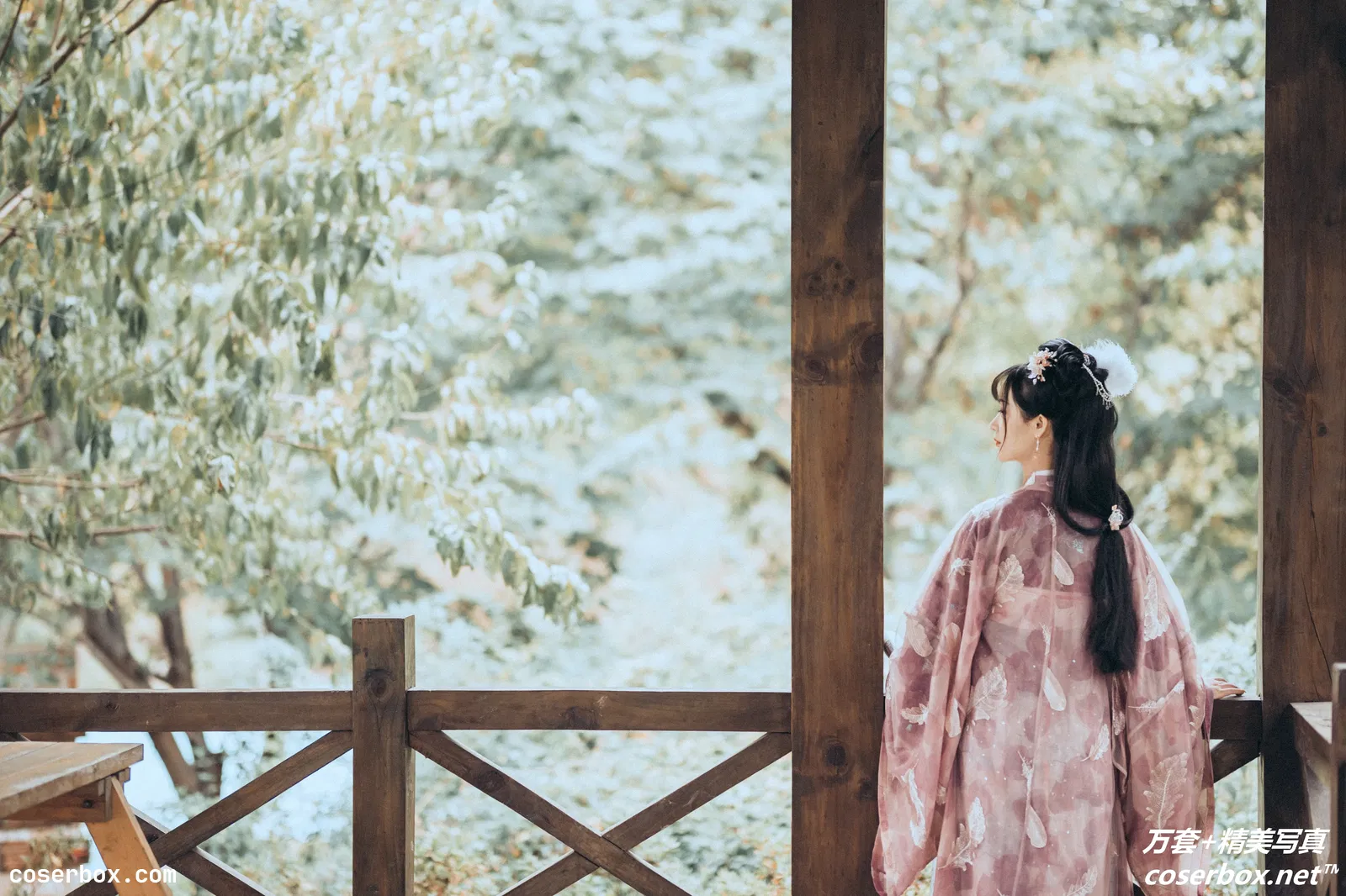 [YITUYU艺图语] 2021.09.04 NO.246 幽人独自怜 Seven [25P-464MB]