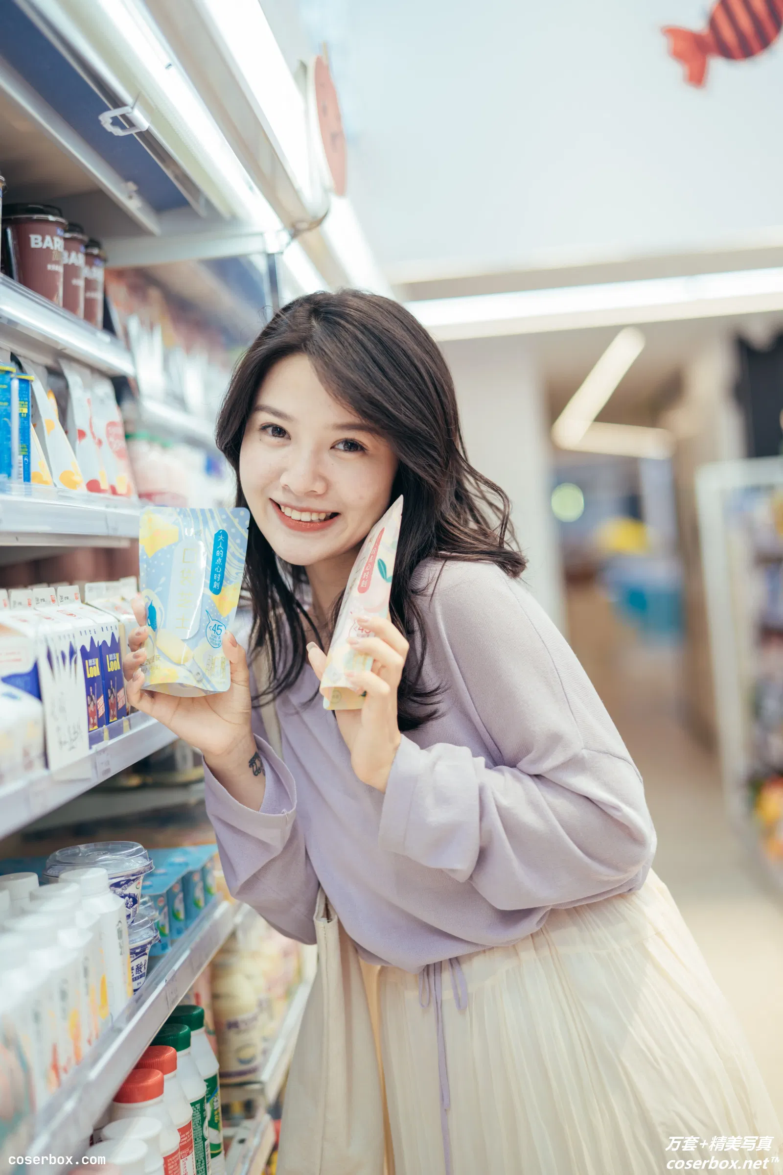 [YITUYU艺图语] 2022.01.26 NO.653 一大堆零食，便利店里的小满足 喵喵喵是锦儿呀 [25P-254MB]