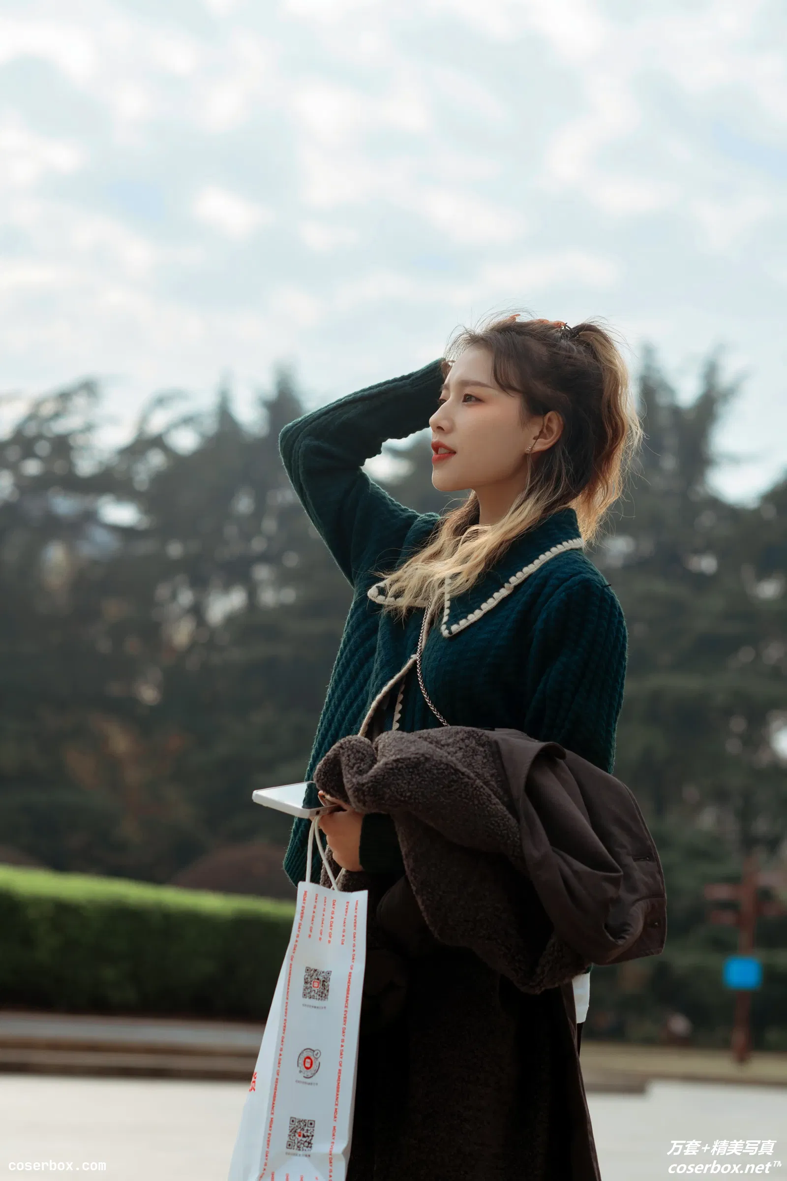 [YITUYU艺图语] 2022.03.10 NO.849 秋末 龙雪 [22P-240MB]