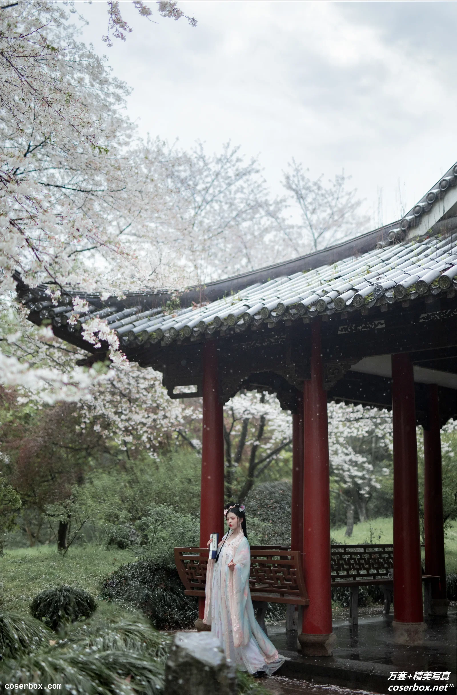 [YITUYU艺图语] 2021.12.31 NO.518 樱 晚晚 [21P-398MB]