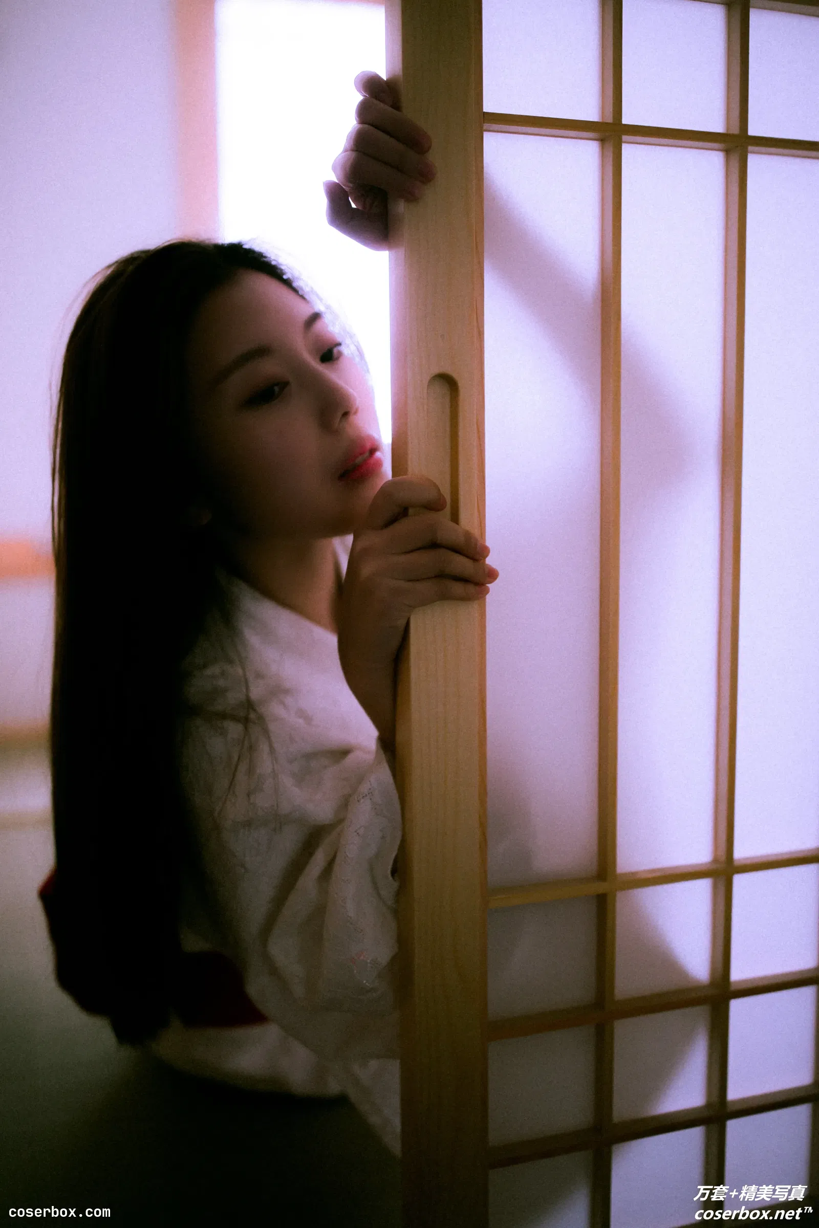 [YITUYU艺图语] 2022.02.20 NO.757 花与梦 桃子汽水 [27P-88MB]